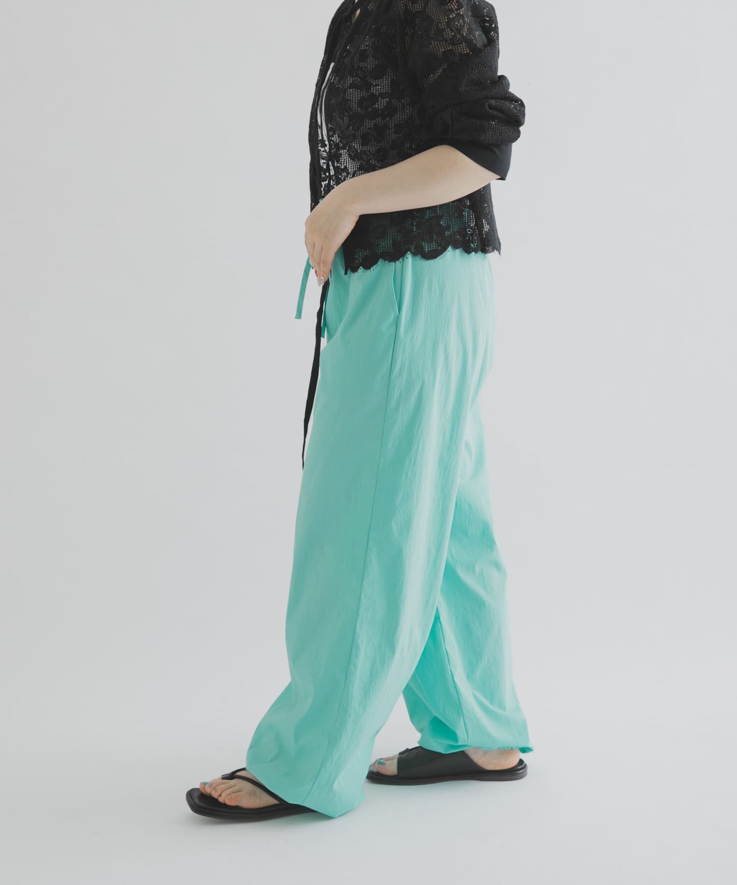身長 : 156cm サイズ : 2