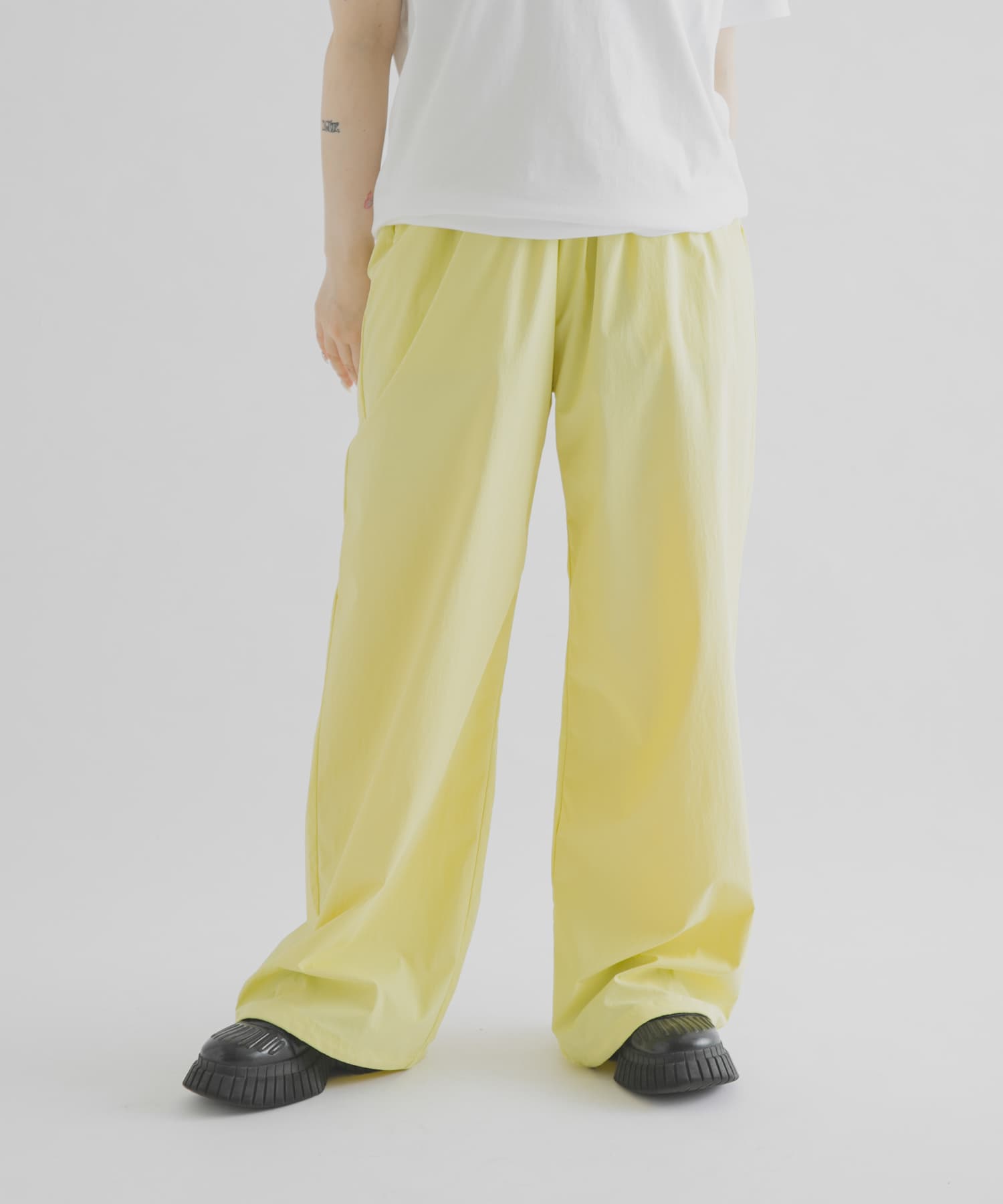 身長 : 156cm サイズ : 2
