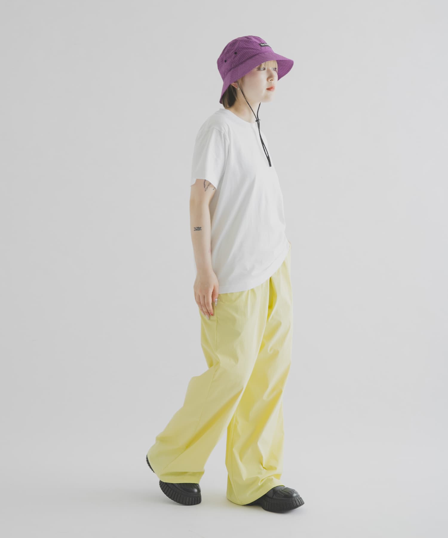 身長 : 156cm サイズ : 2