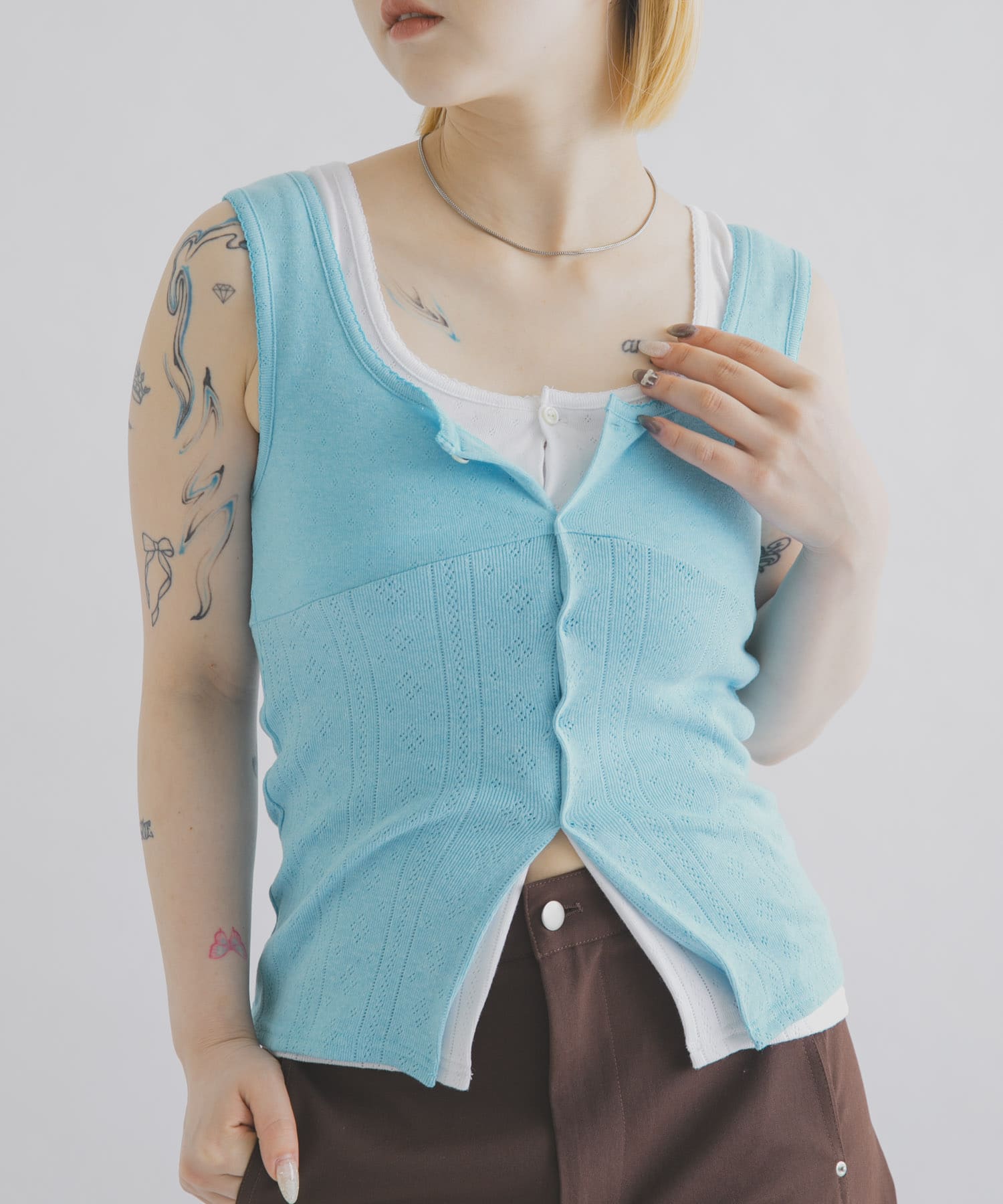 cwtch　PATTERNMESH TANKTOP
