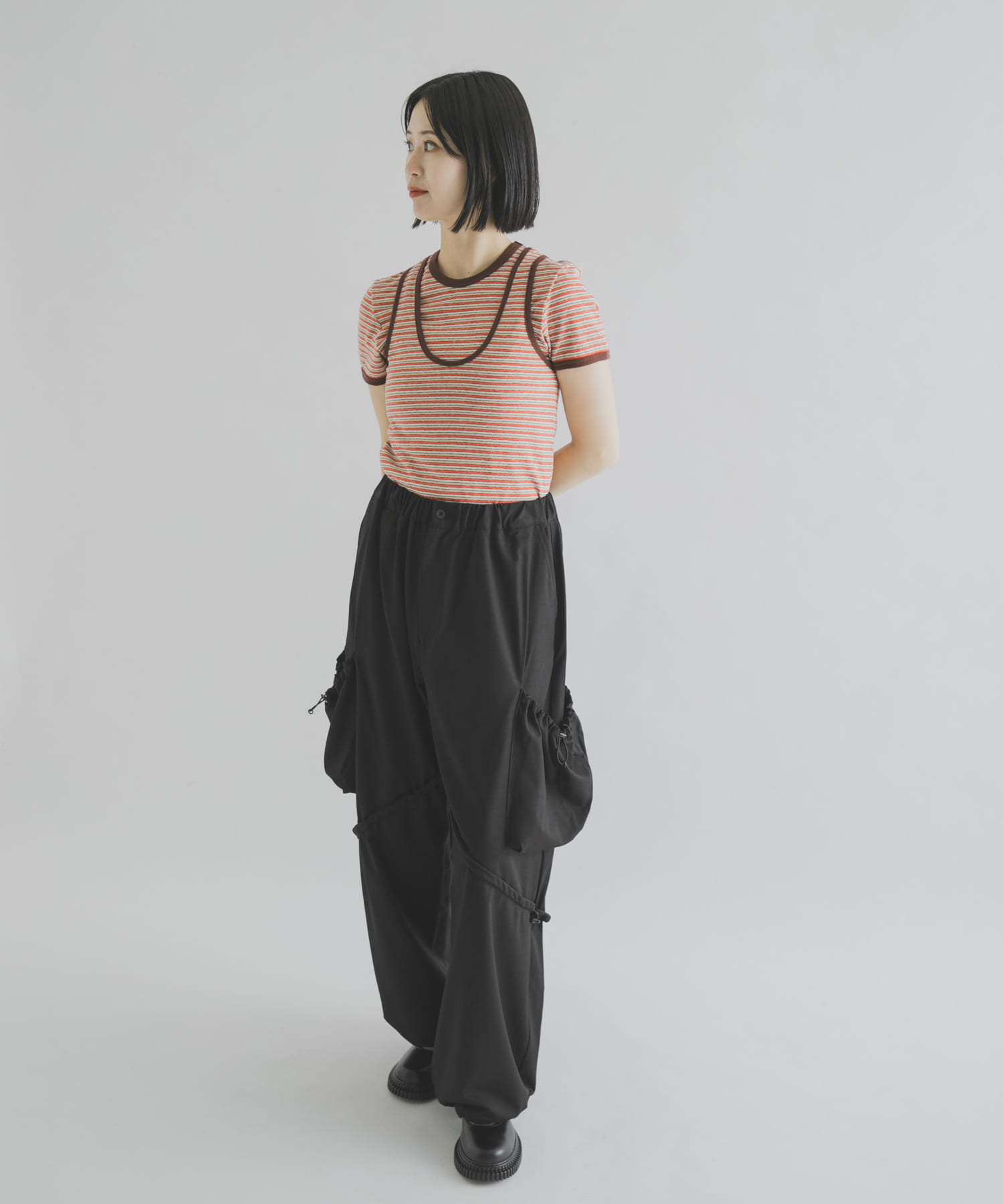 RED/ECRU