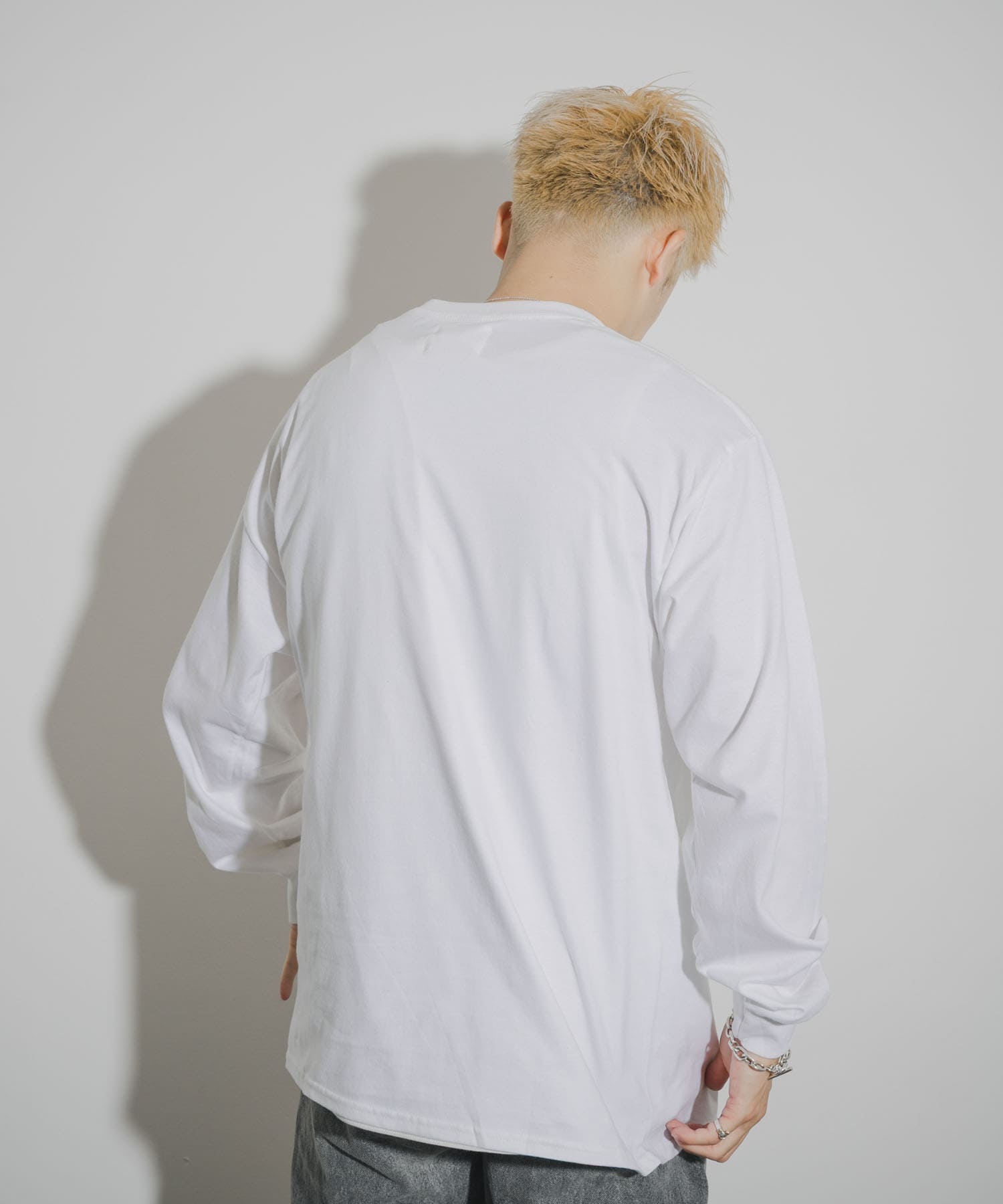 身長 : 168cm サイズ : L
