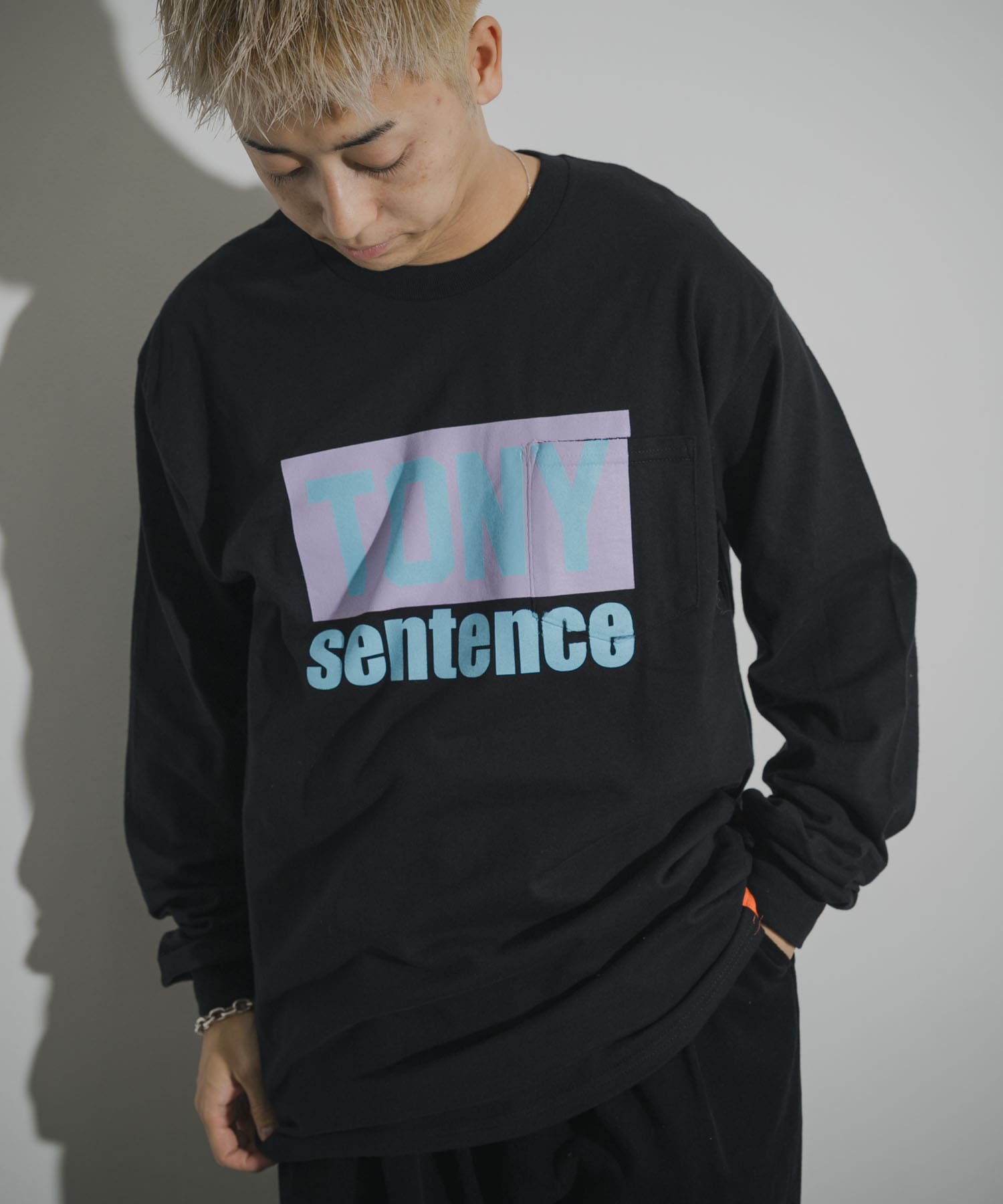 TONY　SENTENCE L/S POCKET TEE
