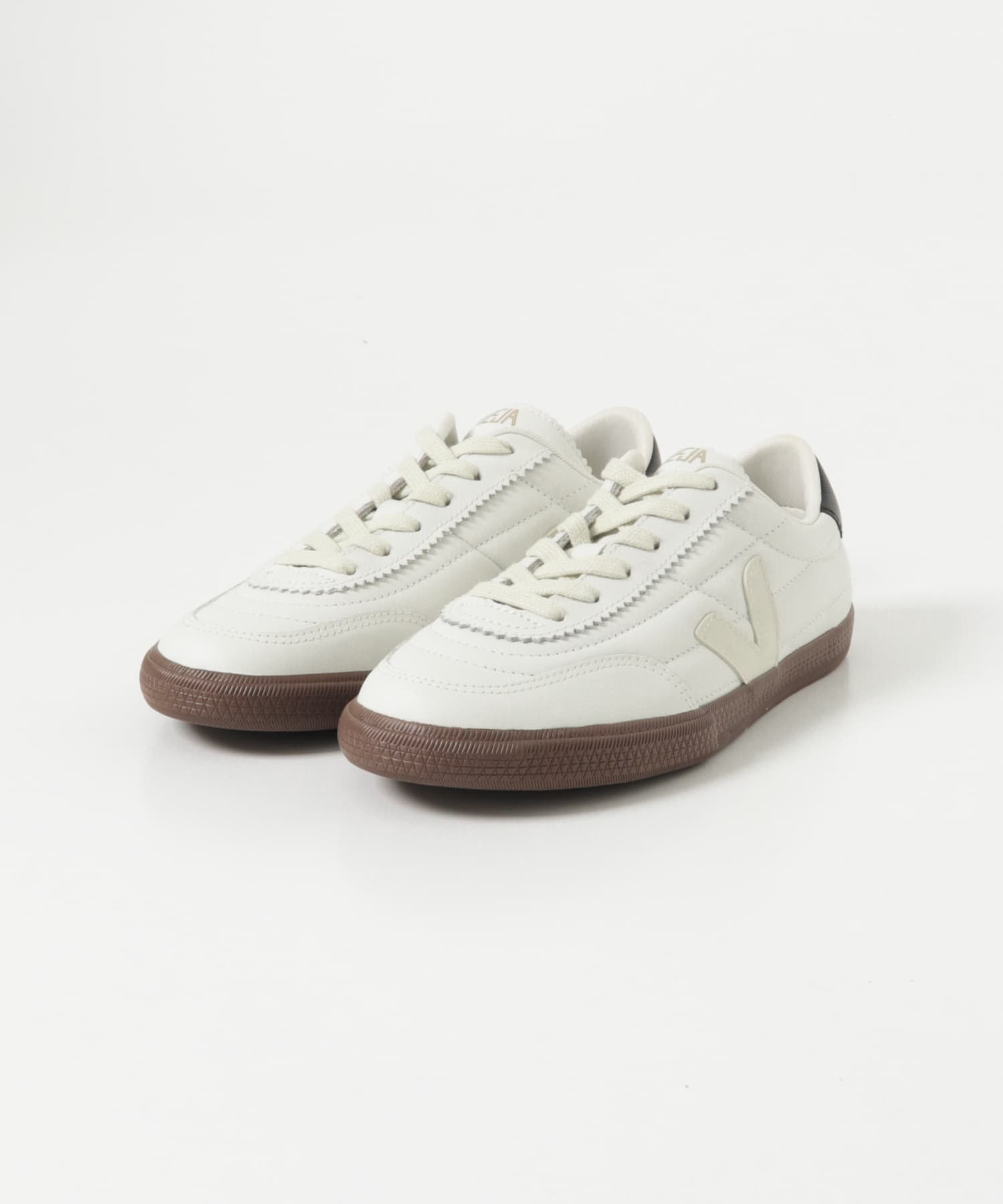 veja　PANENKA WHT/BLK BARK M