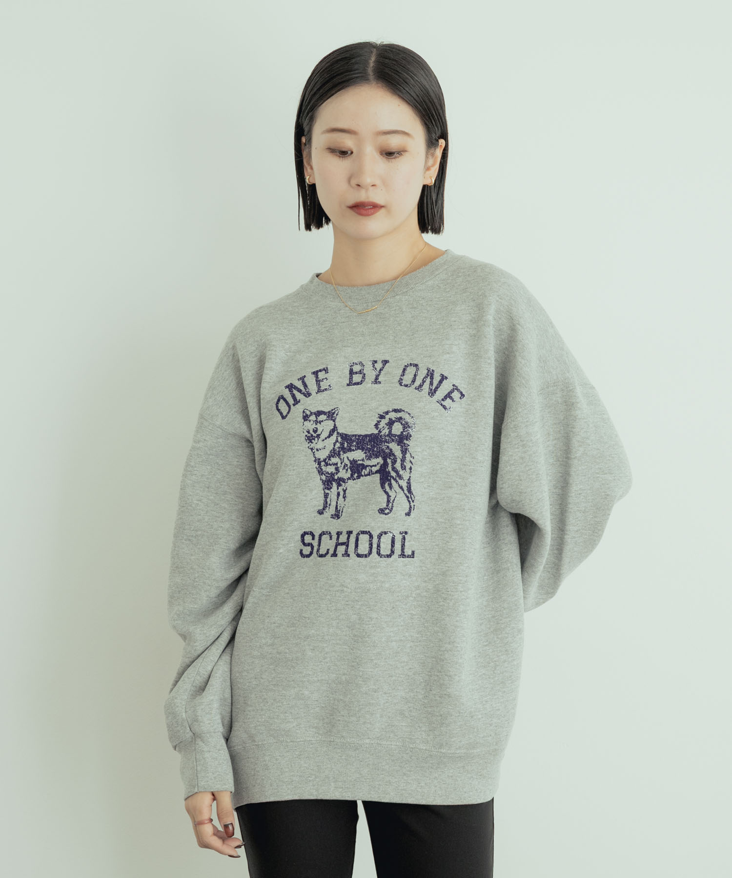 77circa　FLOCKY PRINT SWEAT