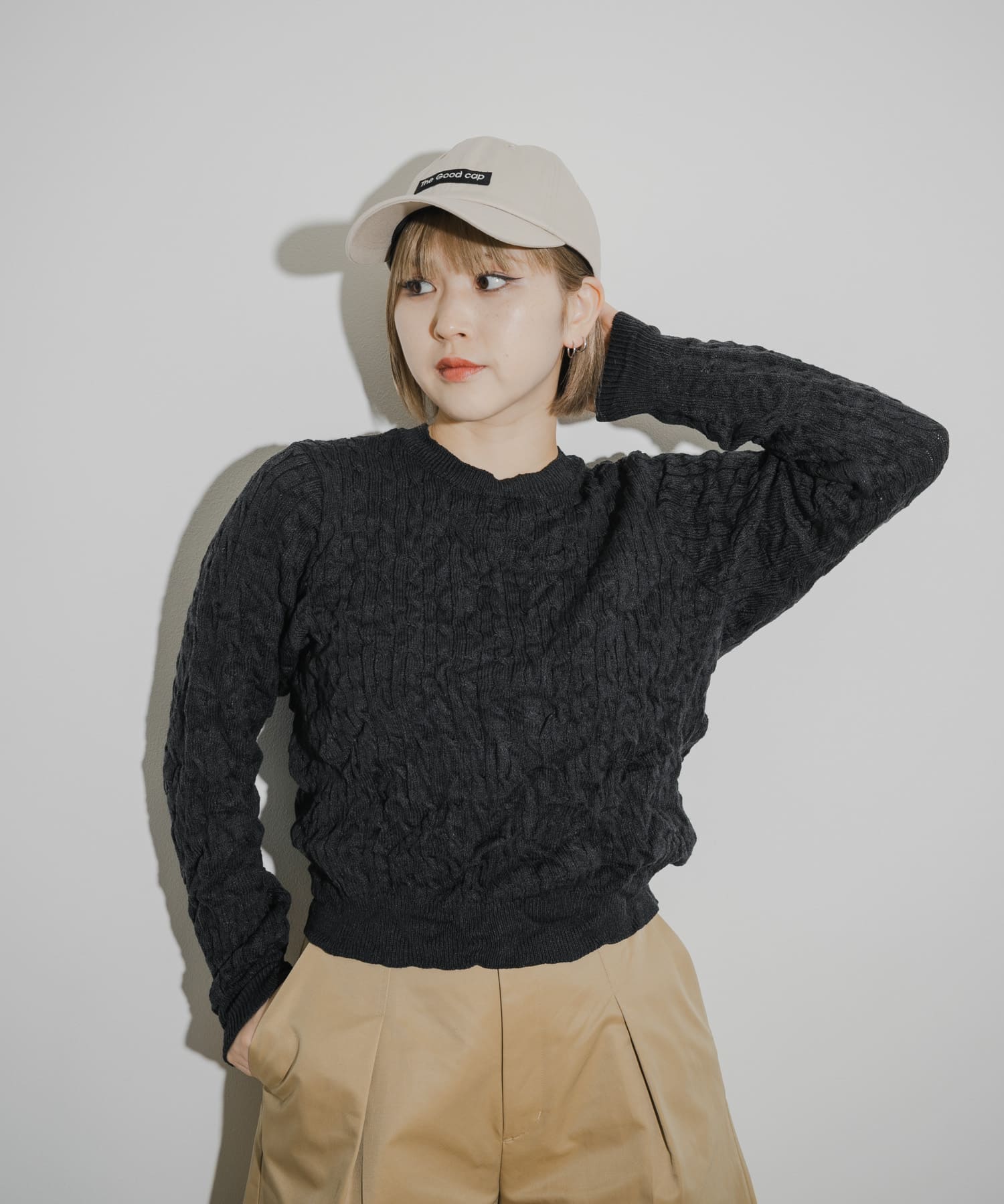 COOHEM　CRUSHED CABLE KNIT PULLOVER
