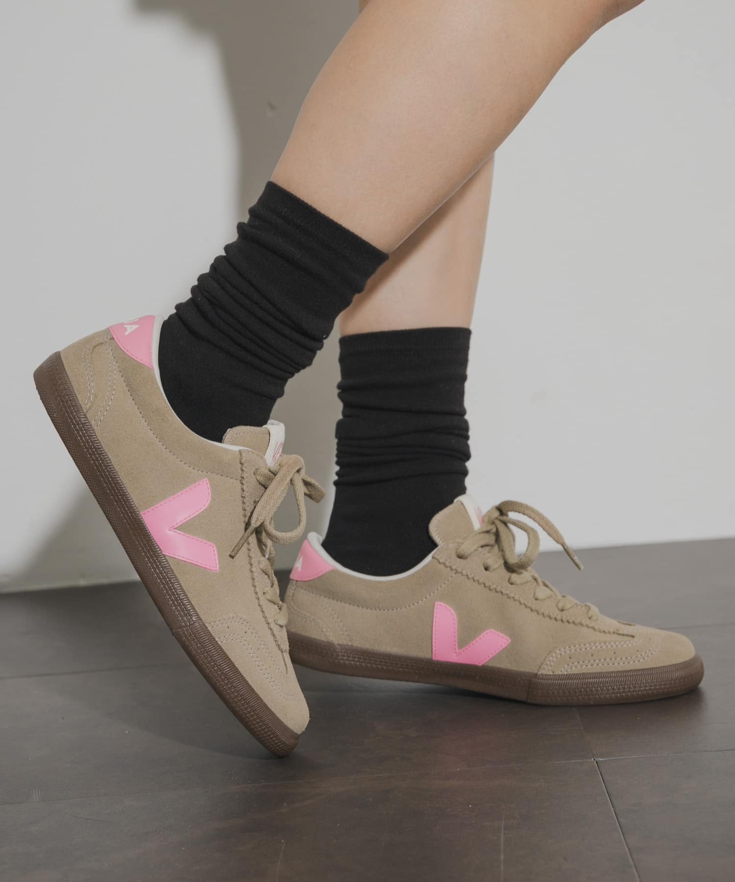 veja VOLLEY MALIBU BARK W(36 MALIBU): シューズ｜URBAN RESEARCH公式