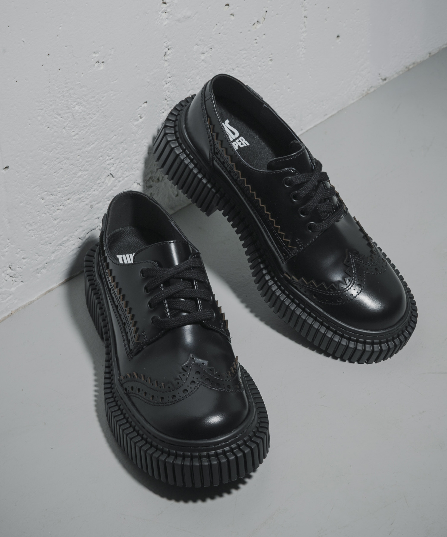 001 BLACK