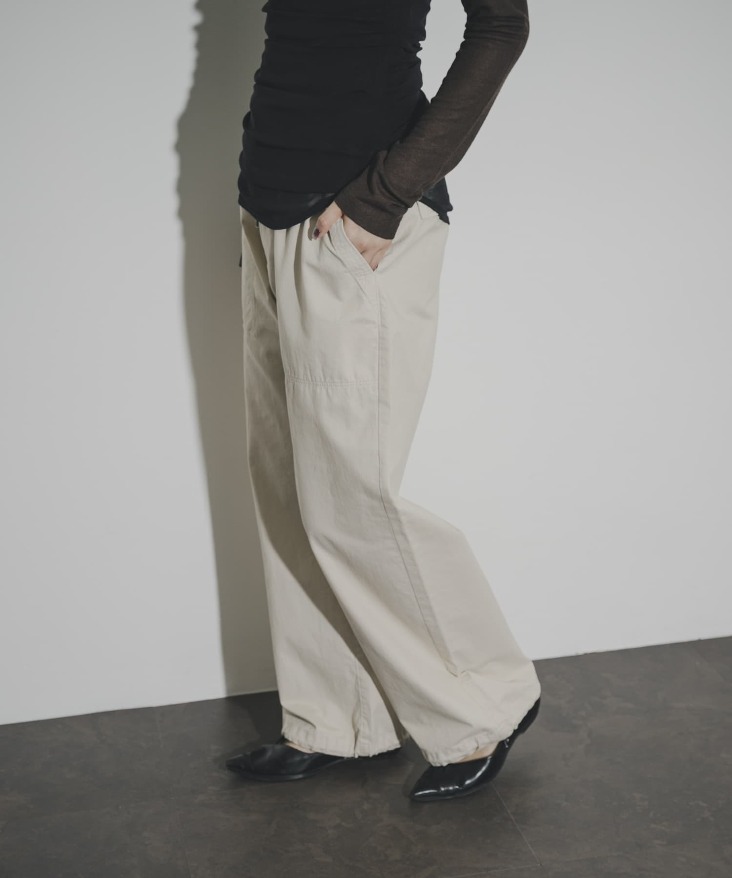身長 : 164cm サイズ : 1