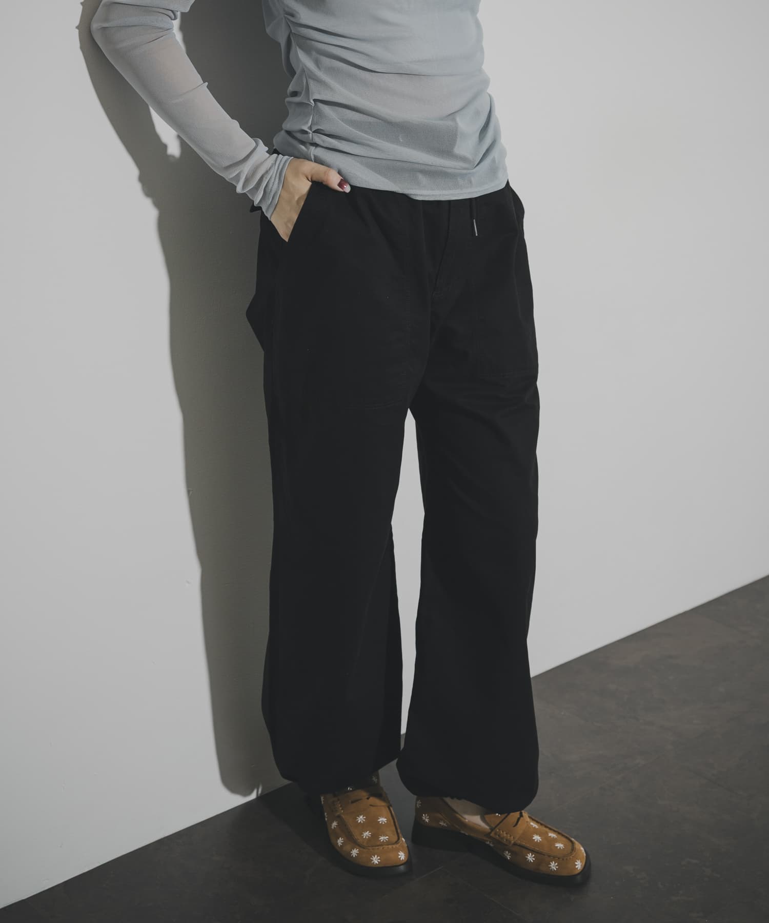 身長 : 164cm サイズ : 1