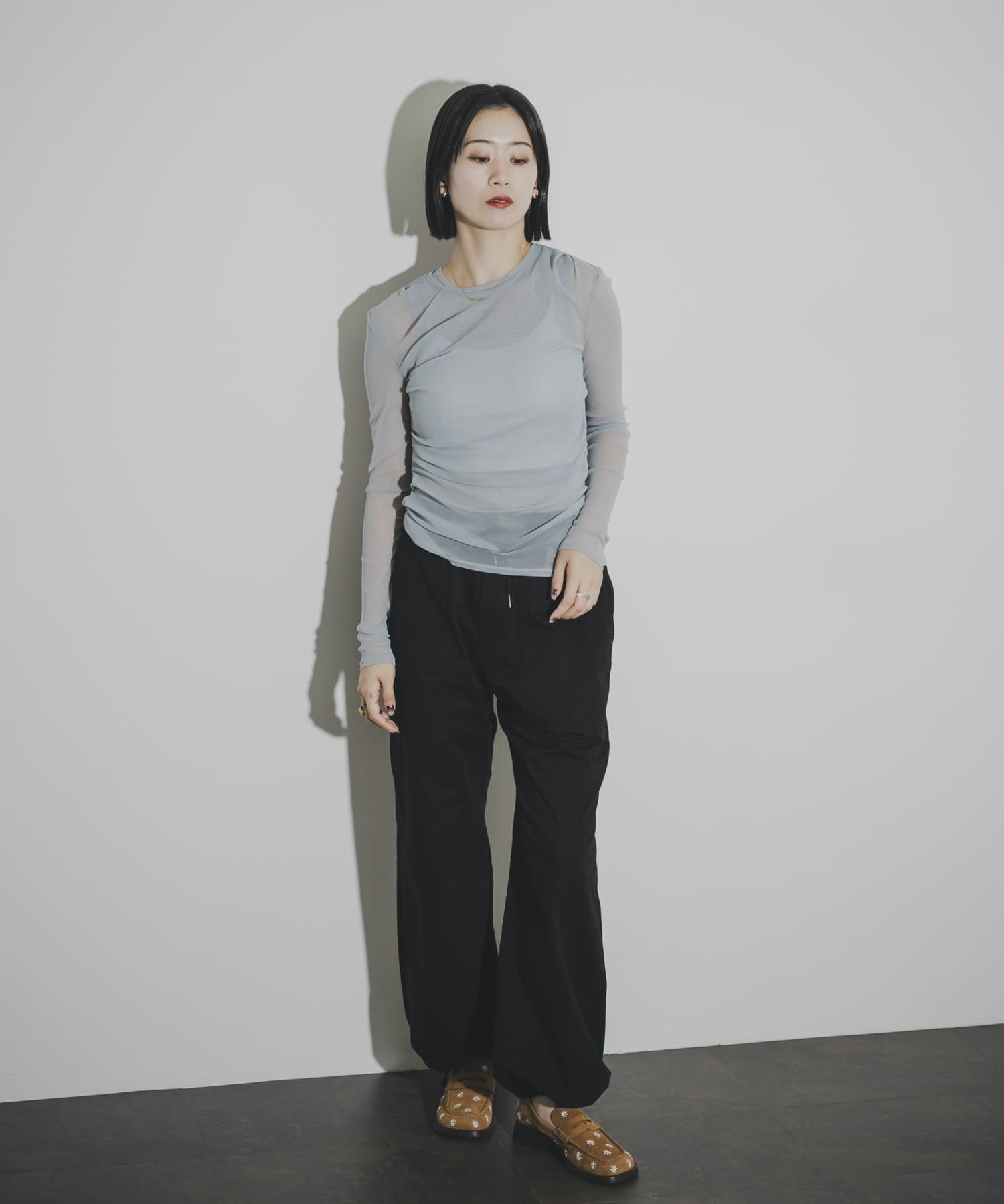 身長 : 164cm サイズ : 1
