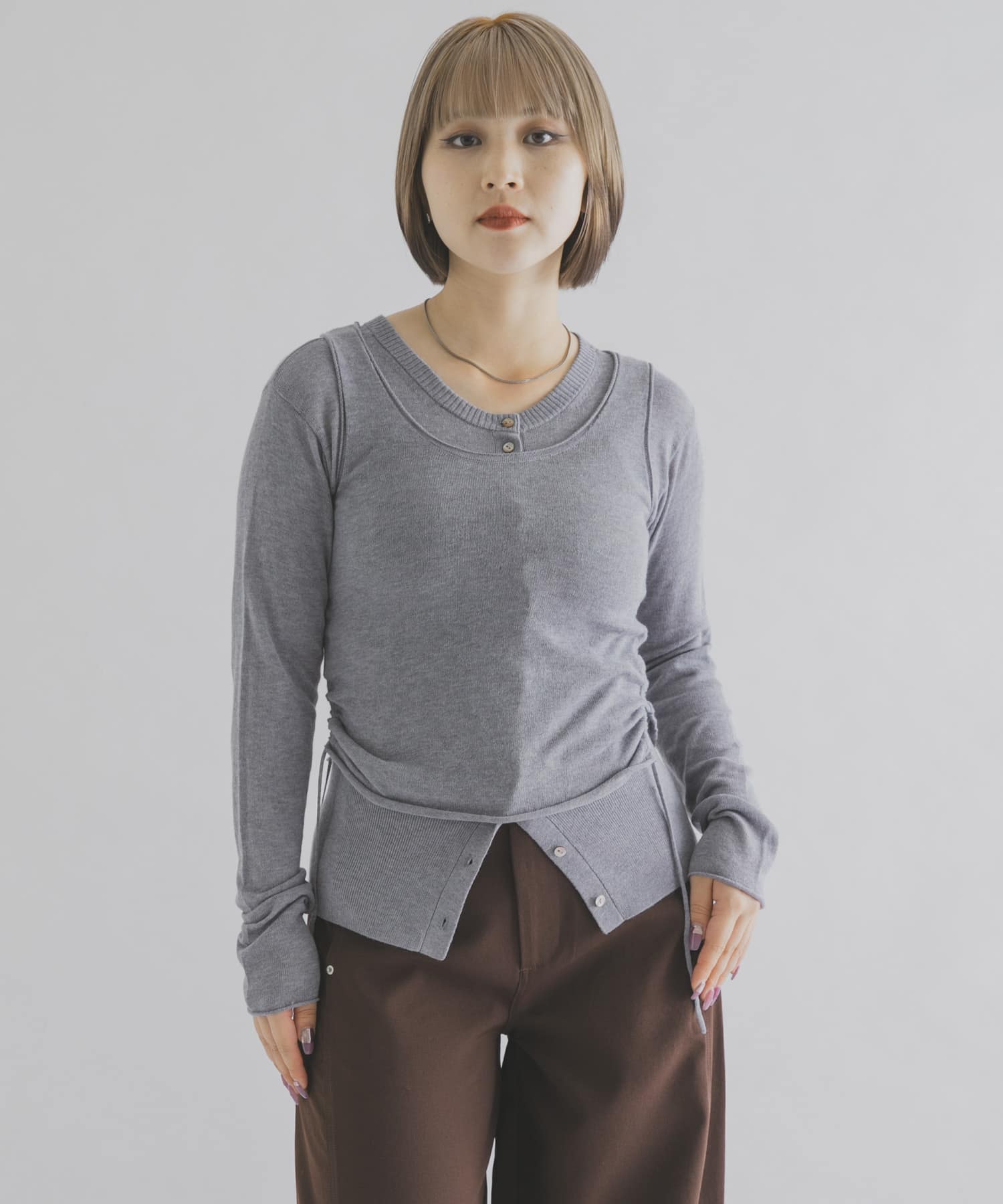 GRAY