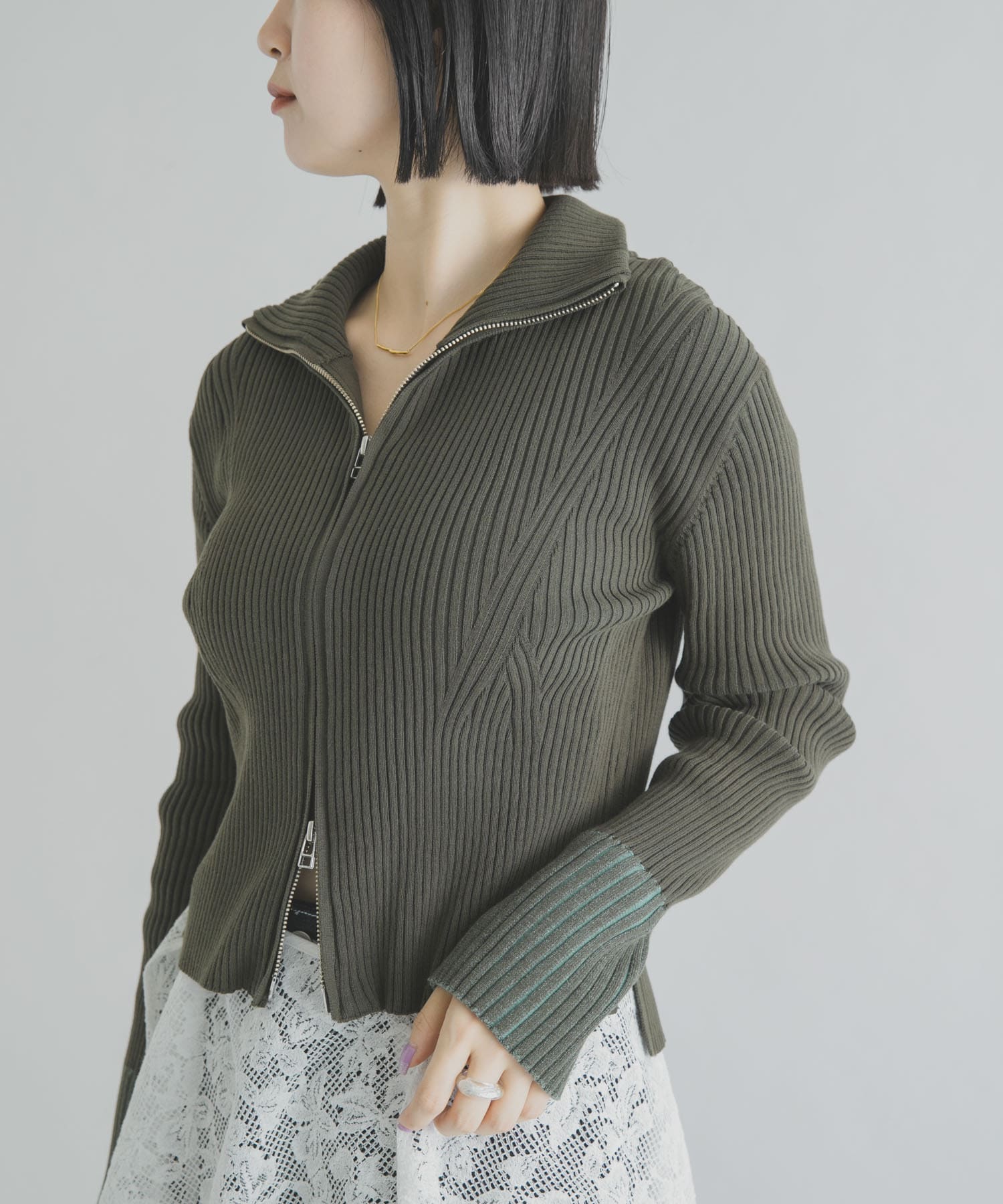 KHAKI