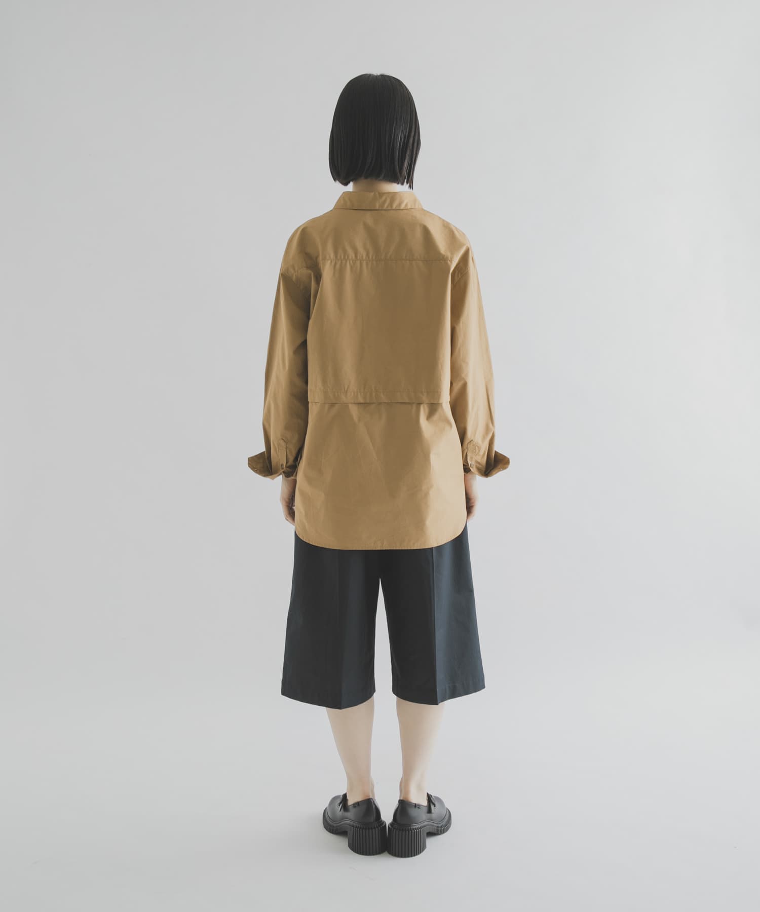 身長 : 164cm サイズ : Free