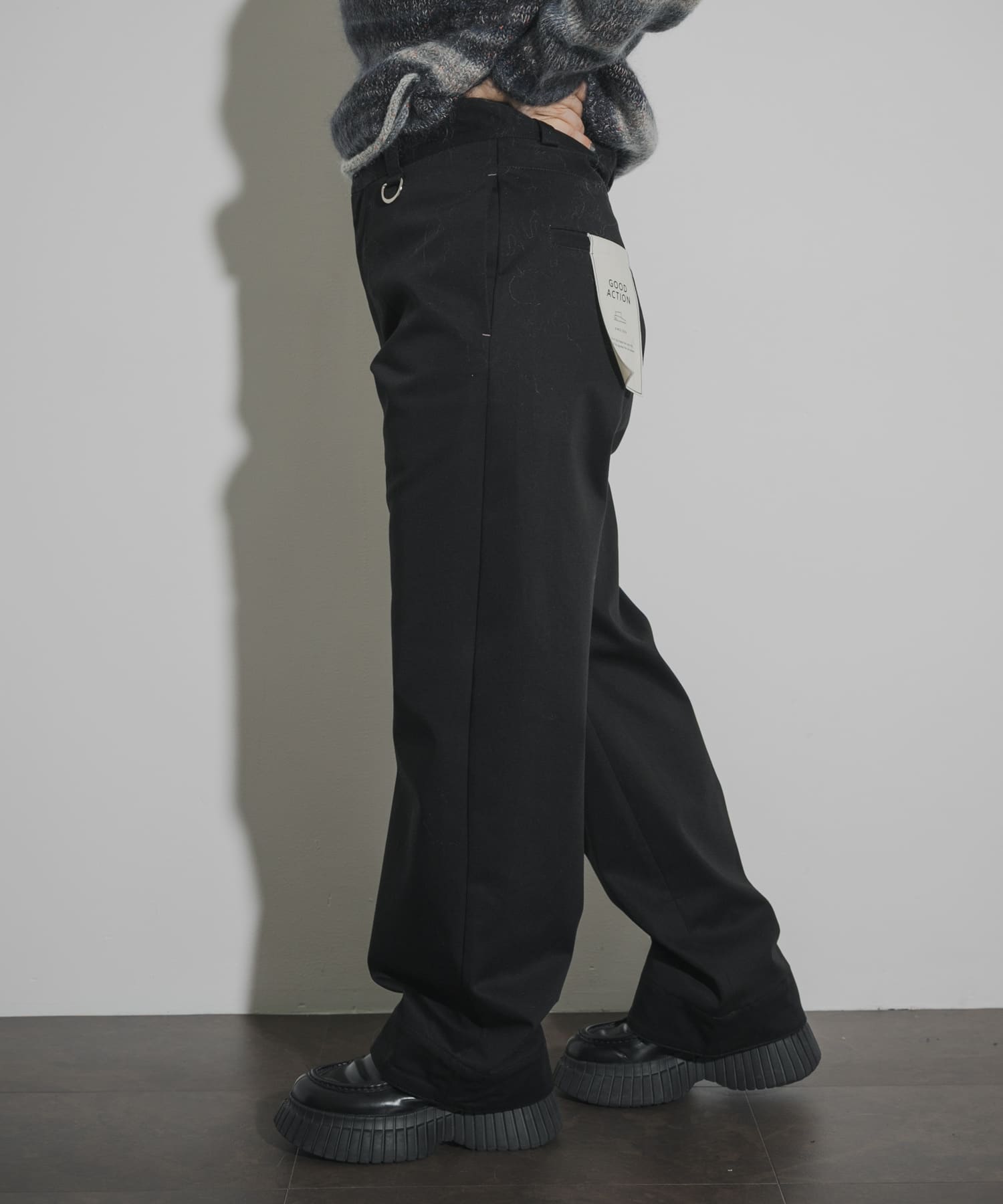 身長 : 156cm サイズ : 2
