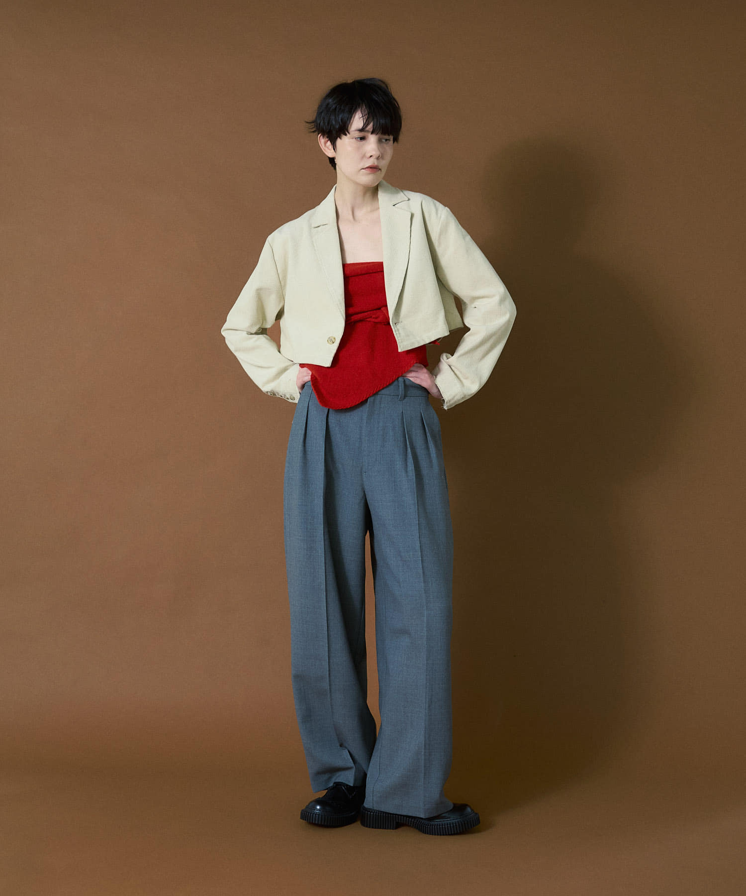 cwtch 2TUCK WOOL SLACKS(1 GRAY): ドレスライン｜URBAN RESEARCH公式