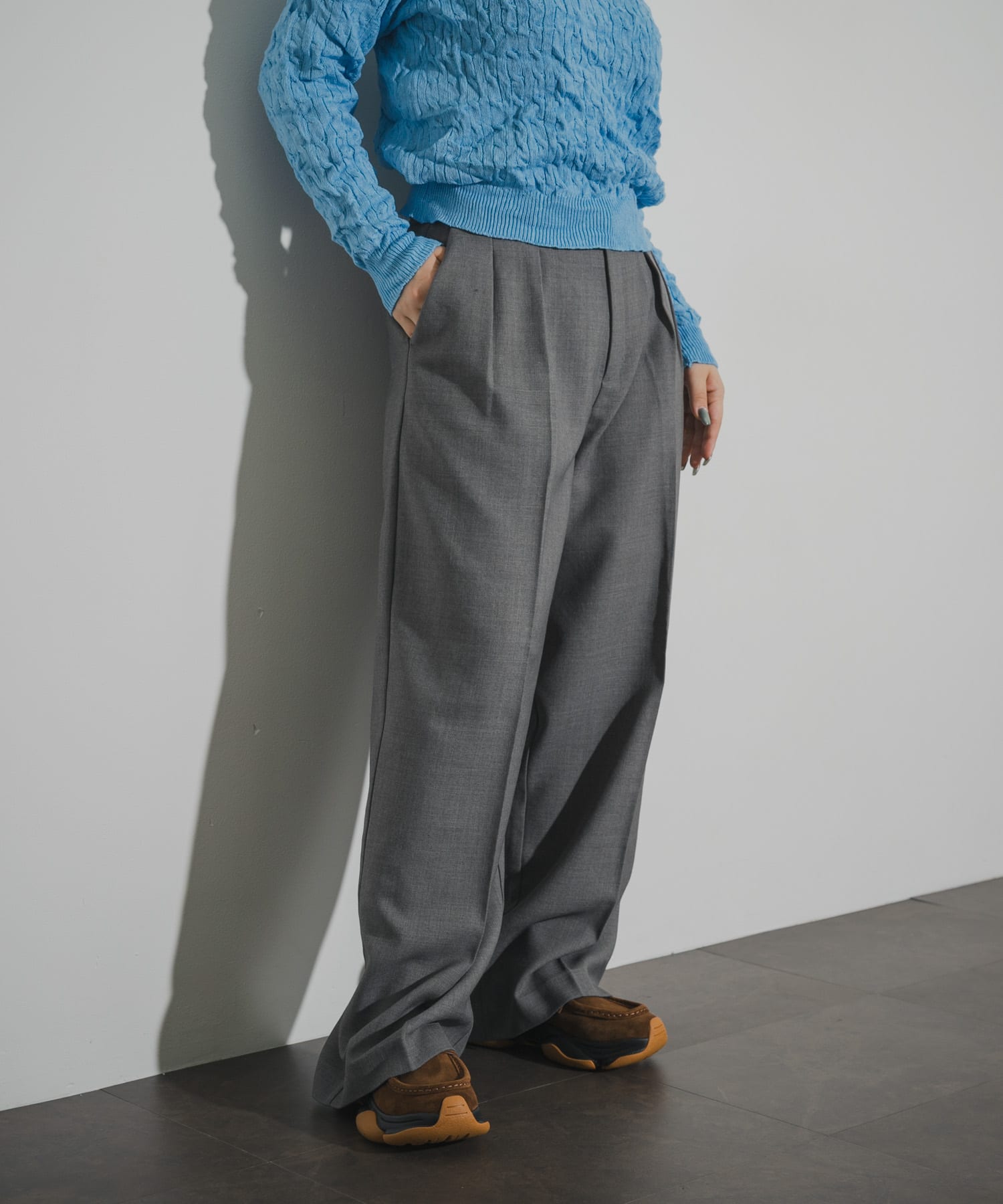 cwtch　2TUCK WOOL SLACKS
