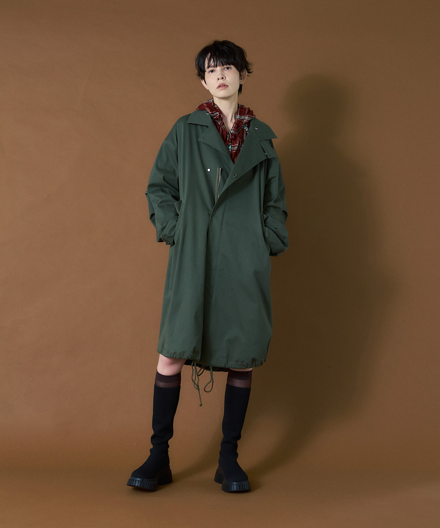 KHAKI