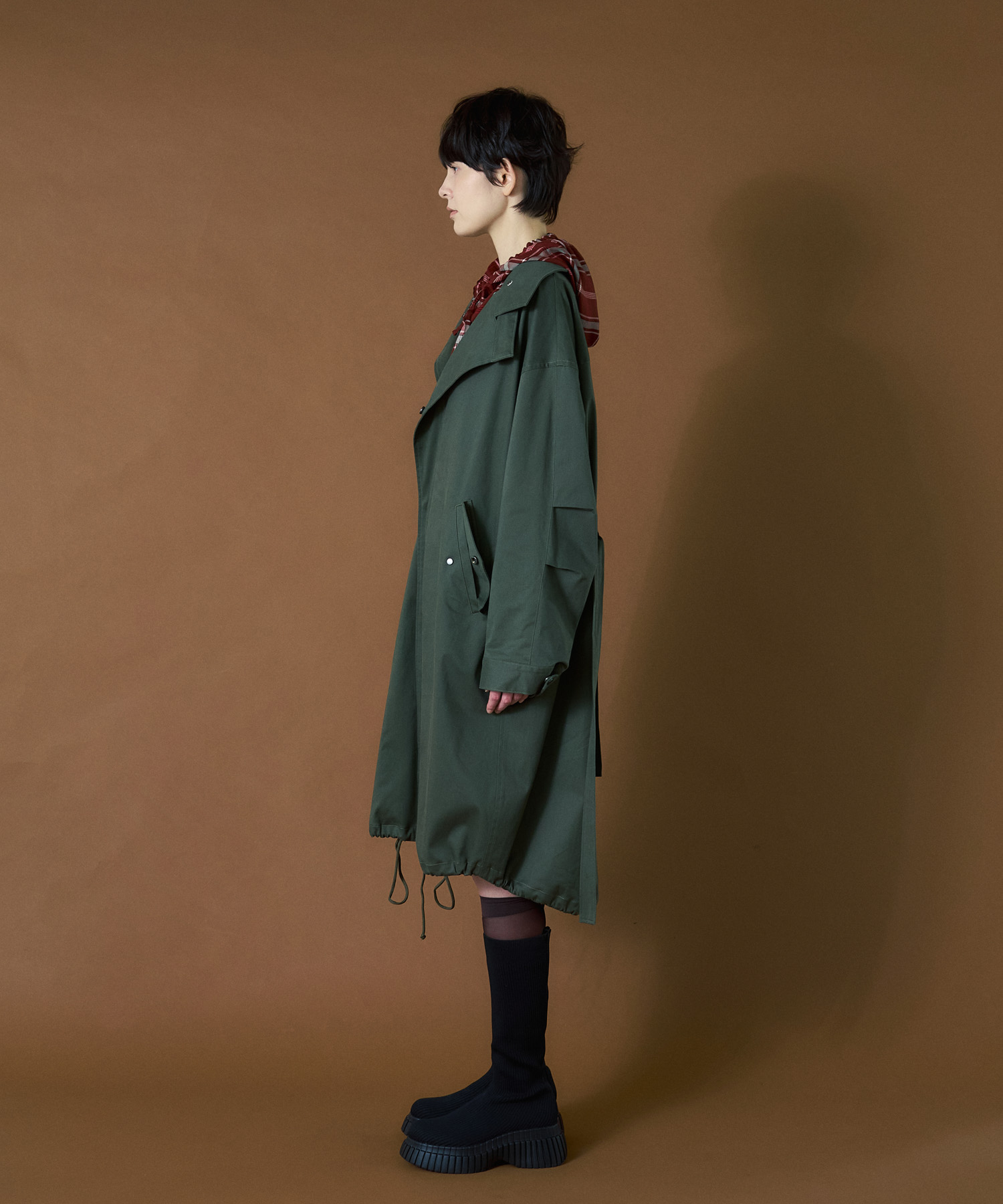 KHAKI