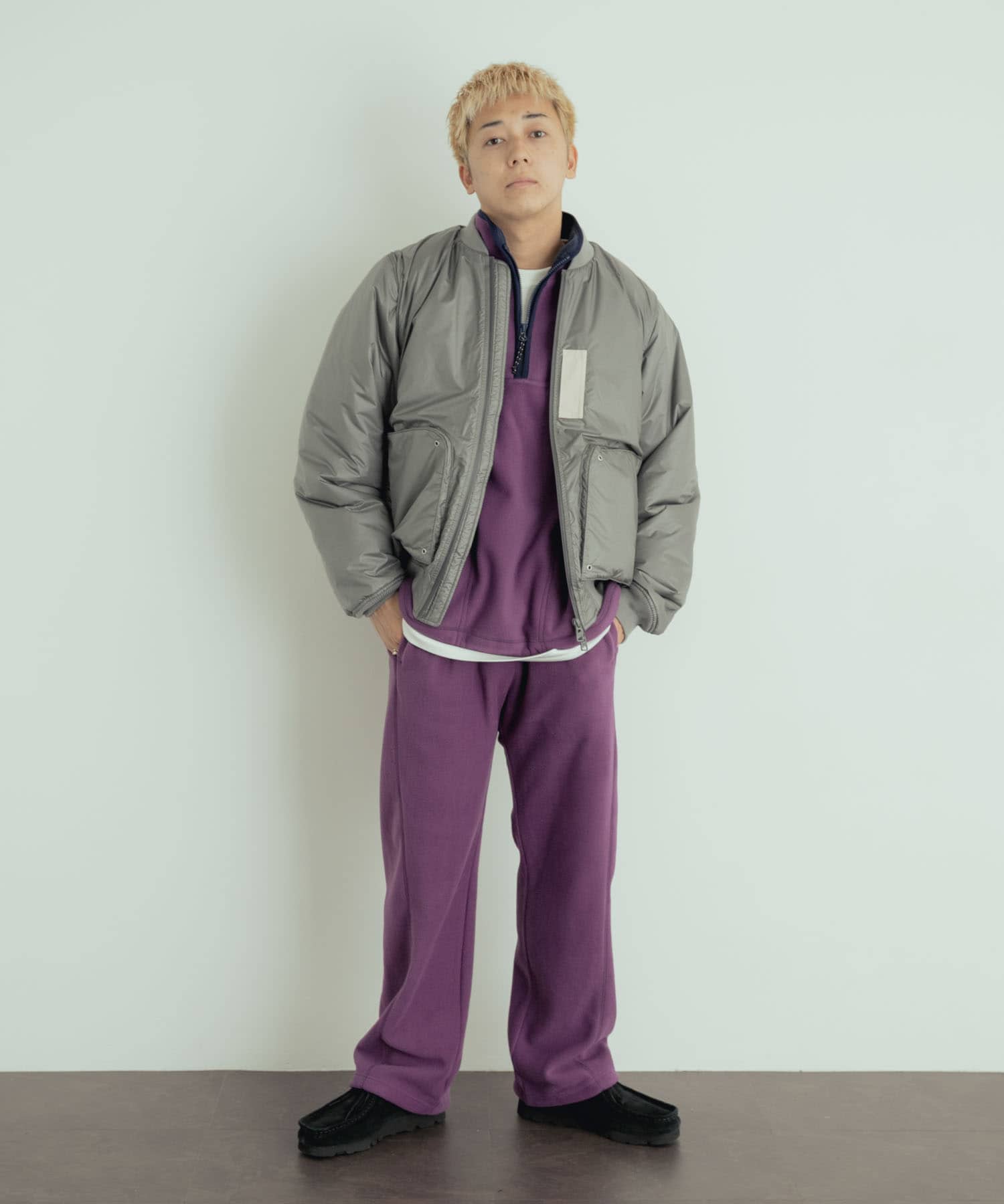 GRAY