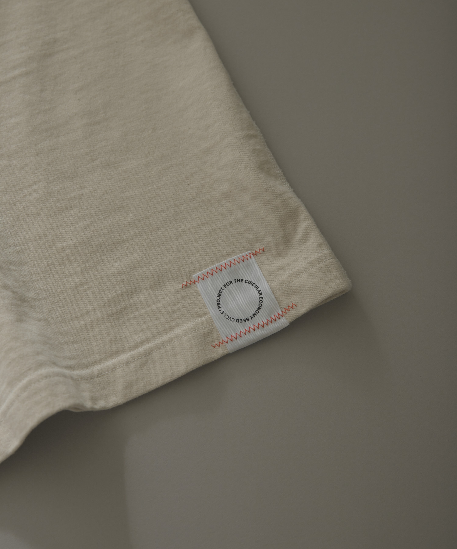 armi　SEED CYCLE FLAT-SEAM TEE 生成り 3