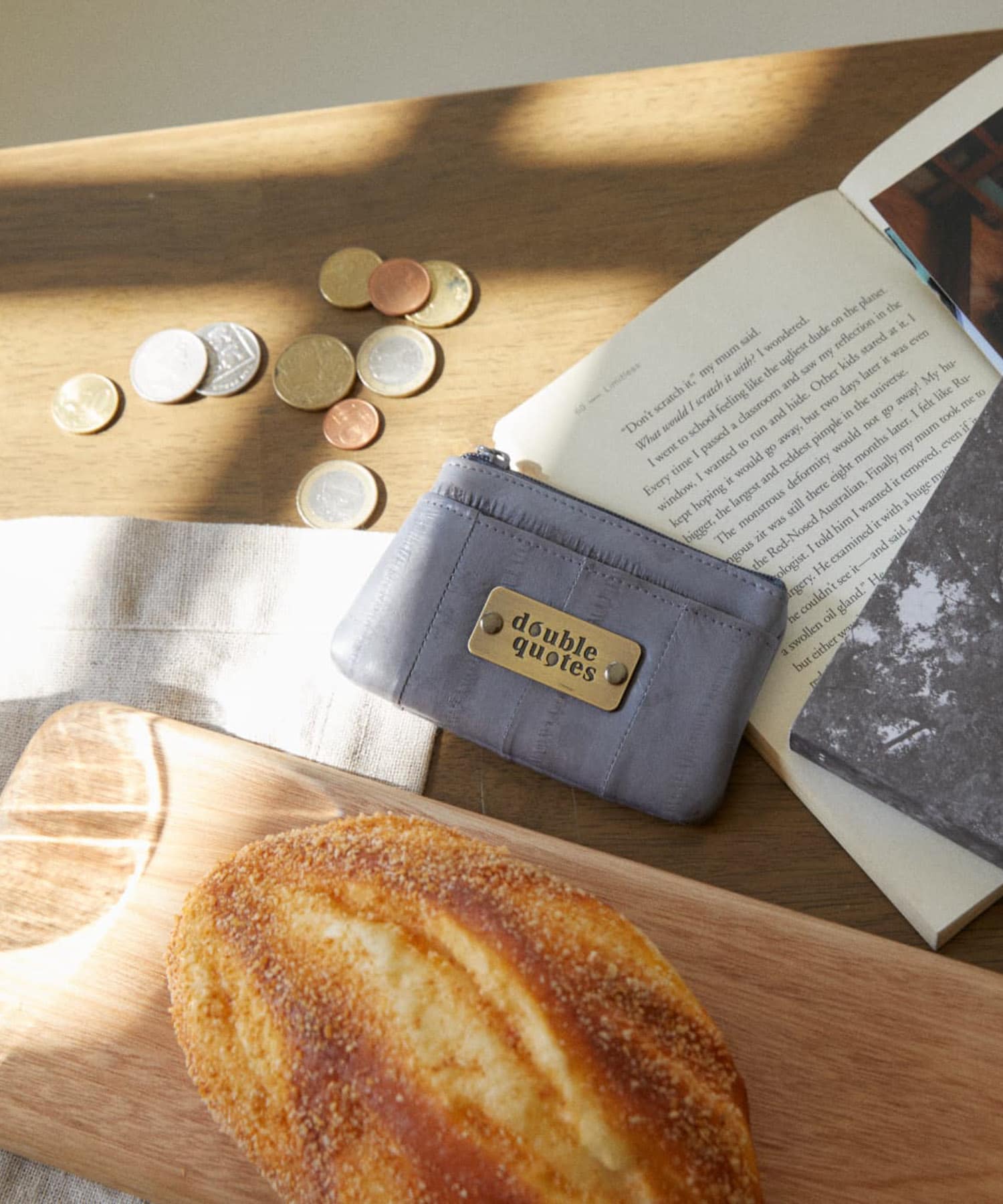 double quotes　BUTTER CARD HOLDER 1ST グレー One