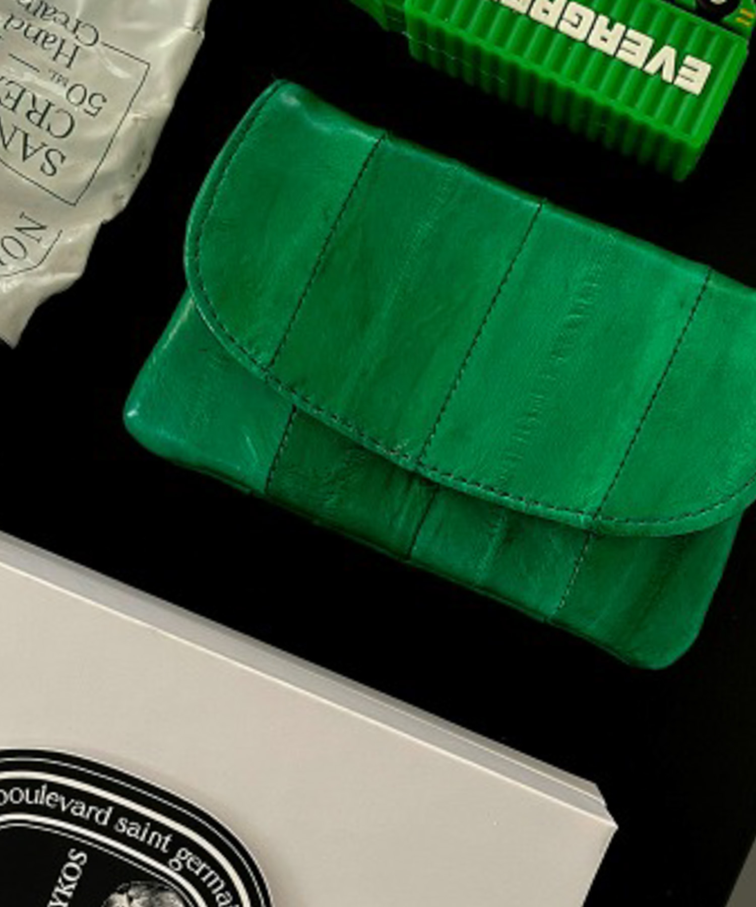 double quotes　SIMPLE CARD HOLDER