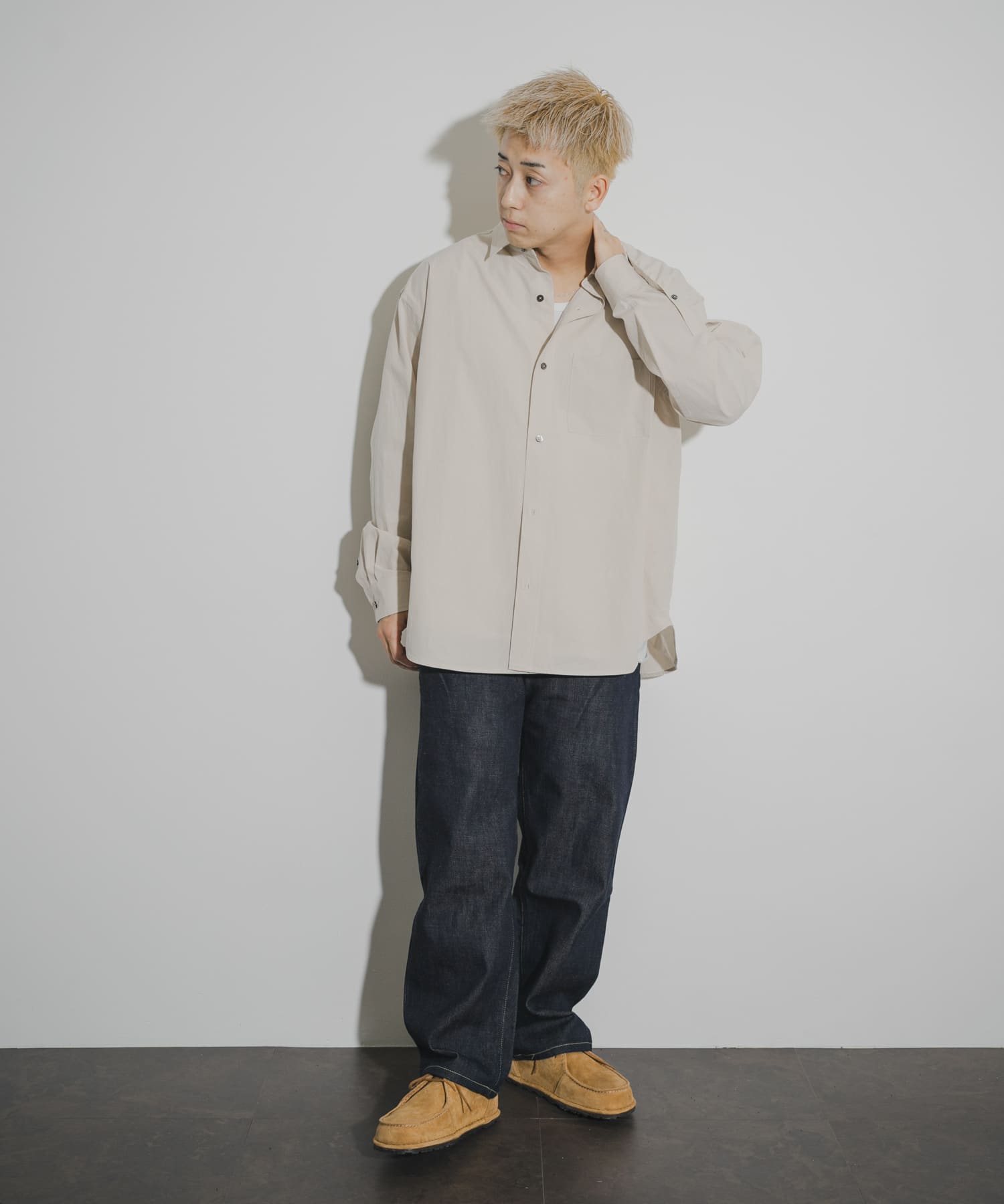 身長 : 168cm サイズ : 3