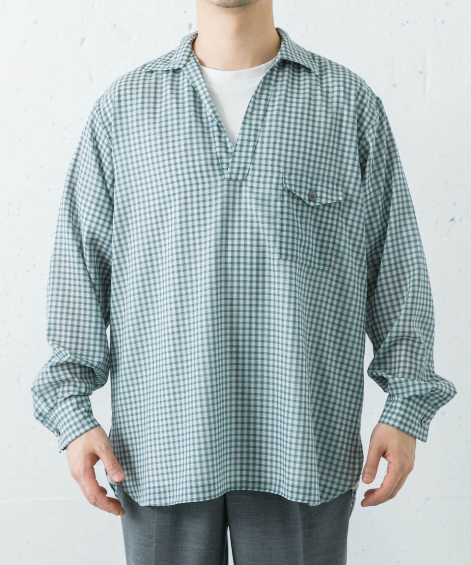 GREEN GREY