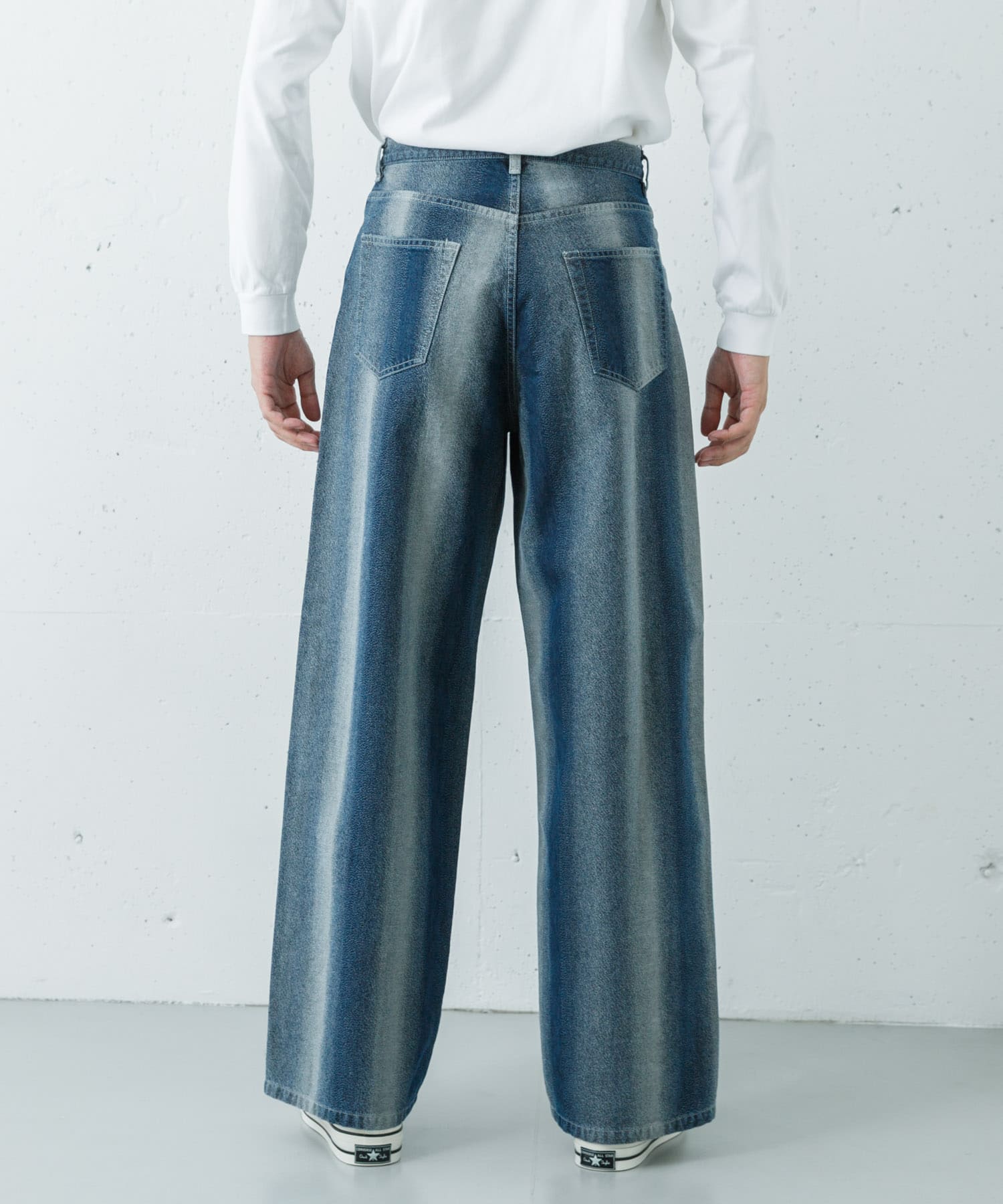 REVERBERATE GRADATION DENIM PANTS(1 SAX BLUE): ボトム｜URBAN