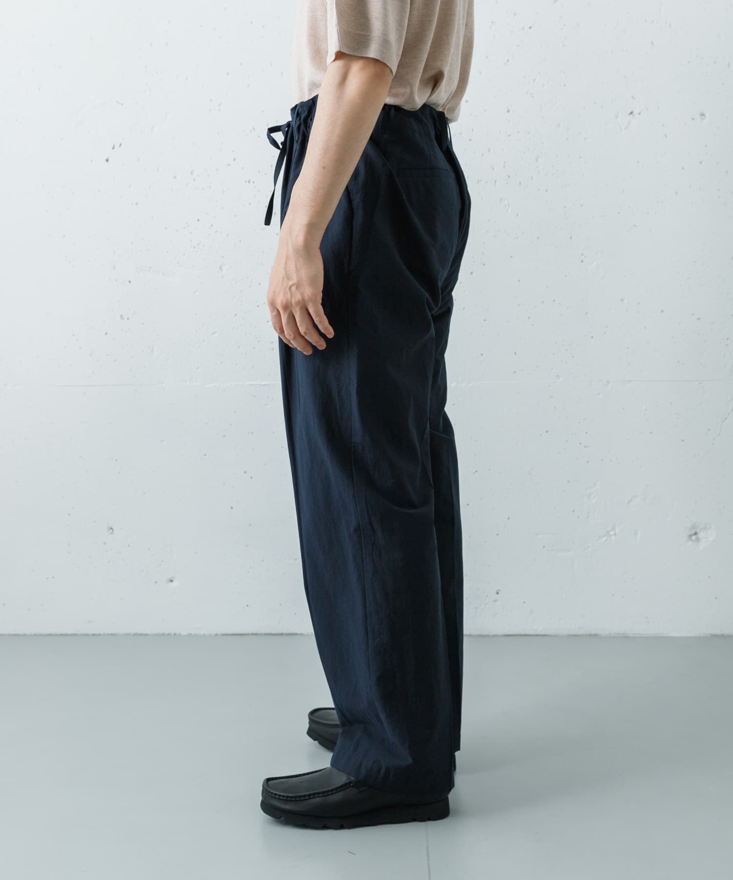 身長 : 185cm サイズ : 6