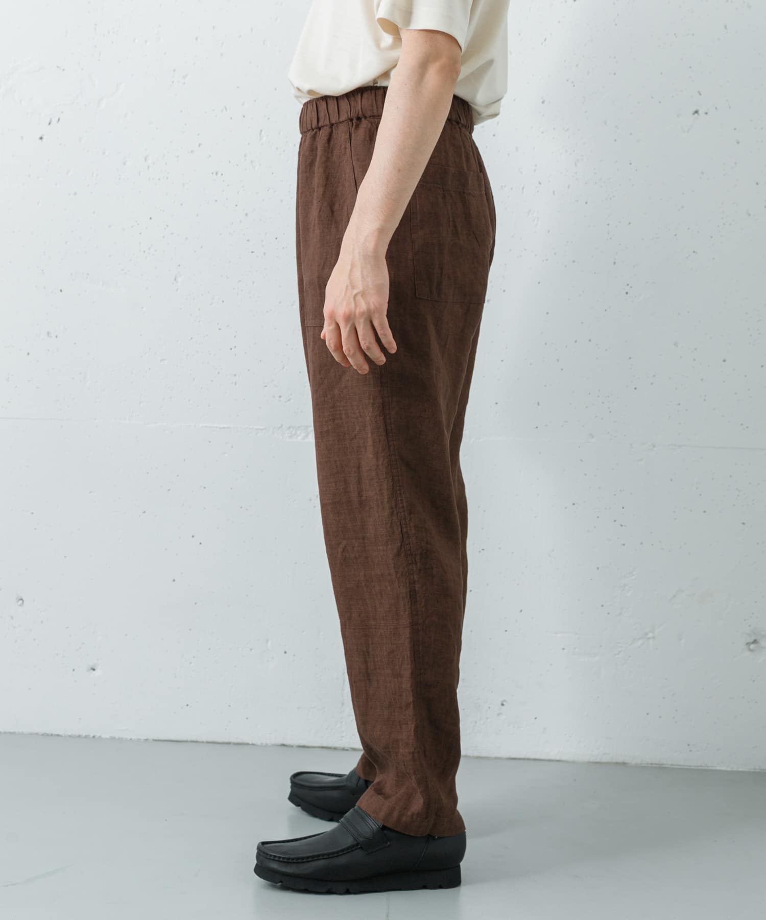 050 BROWN