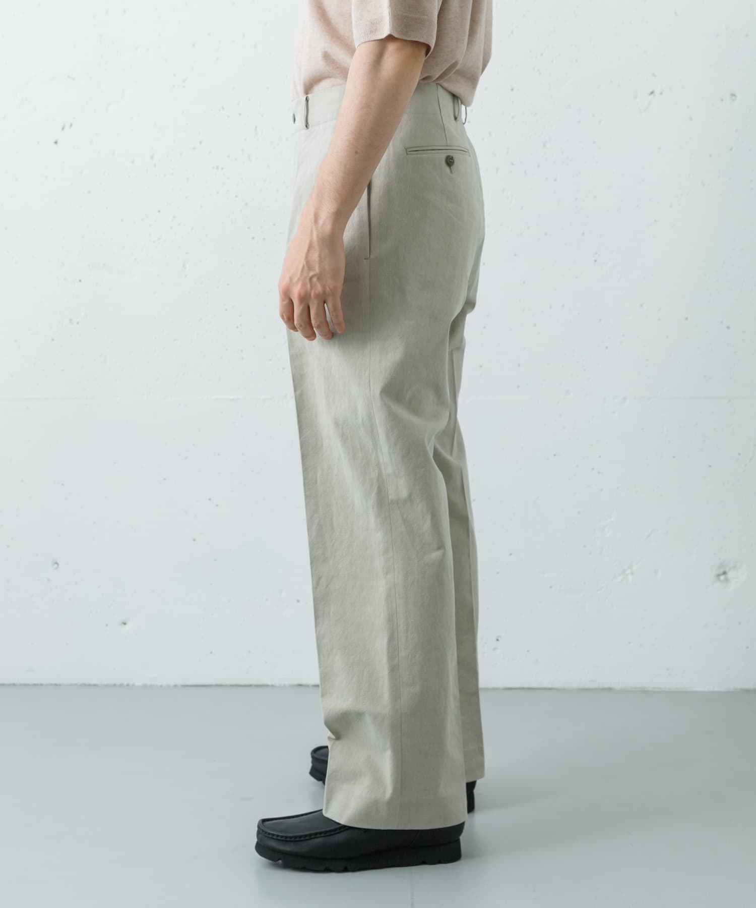 身長 : 172cm サイズ : 3