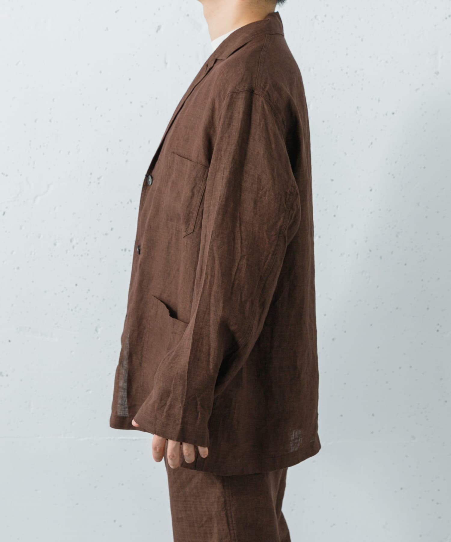 050 BROWN