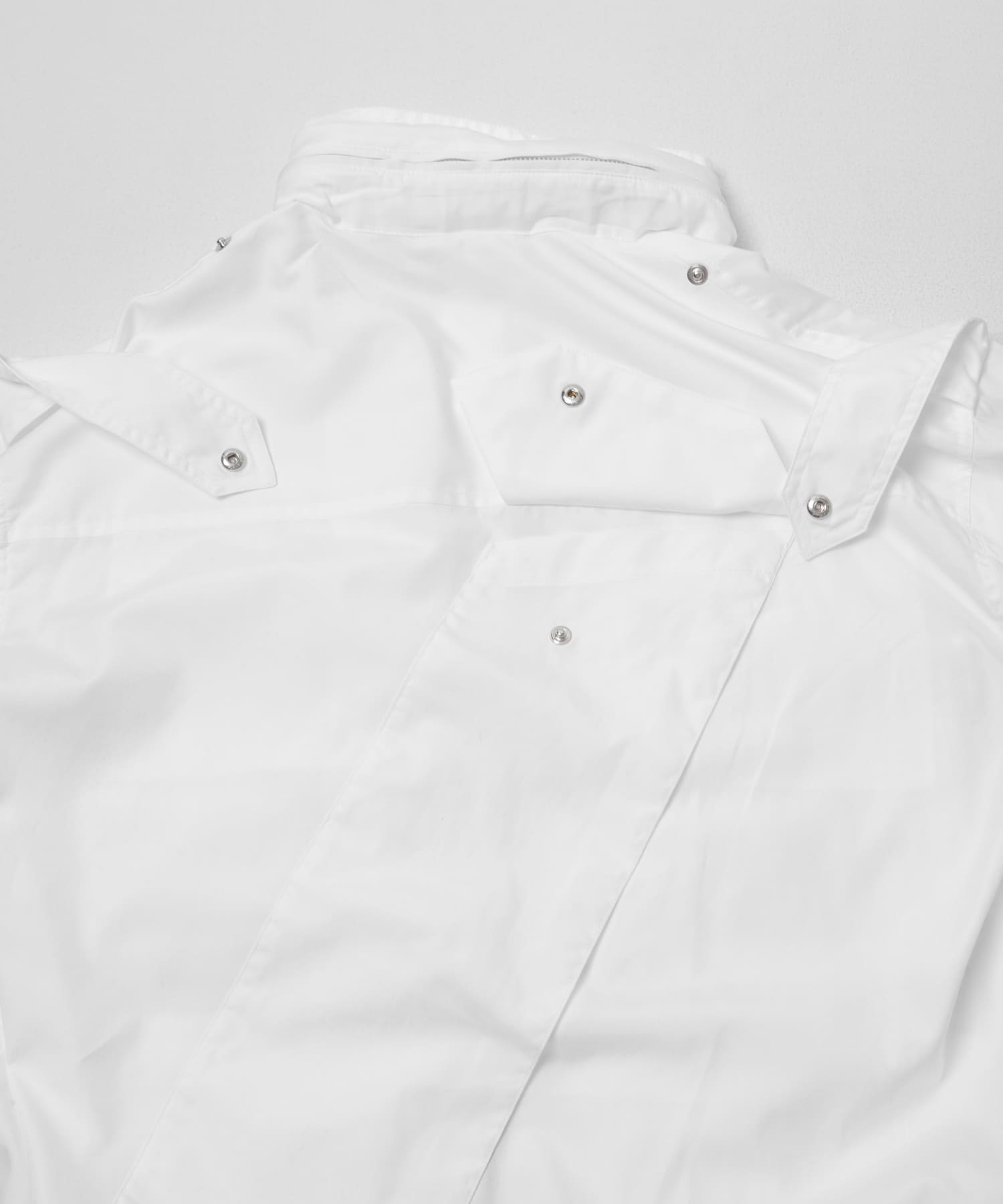 030 WHITE