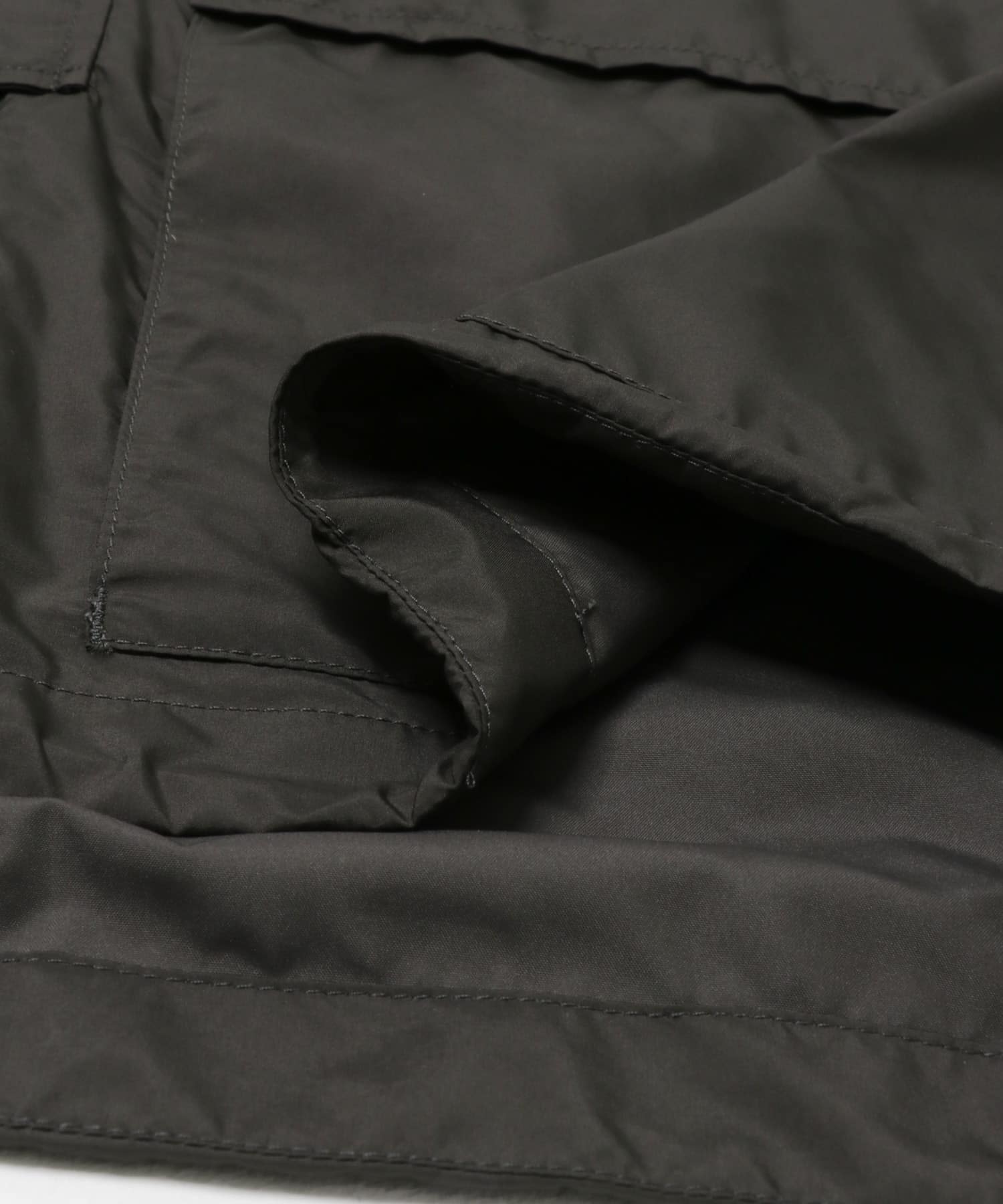 ANOTHER OFFICE L.MOUNTAIN WIND PARKA(2 CHARCOAL): アウター｜URBAN