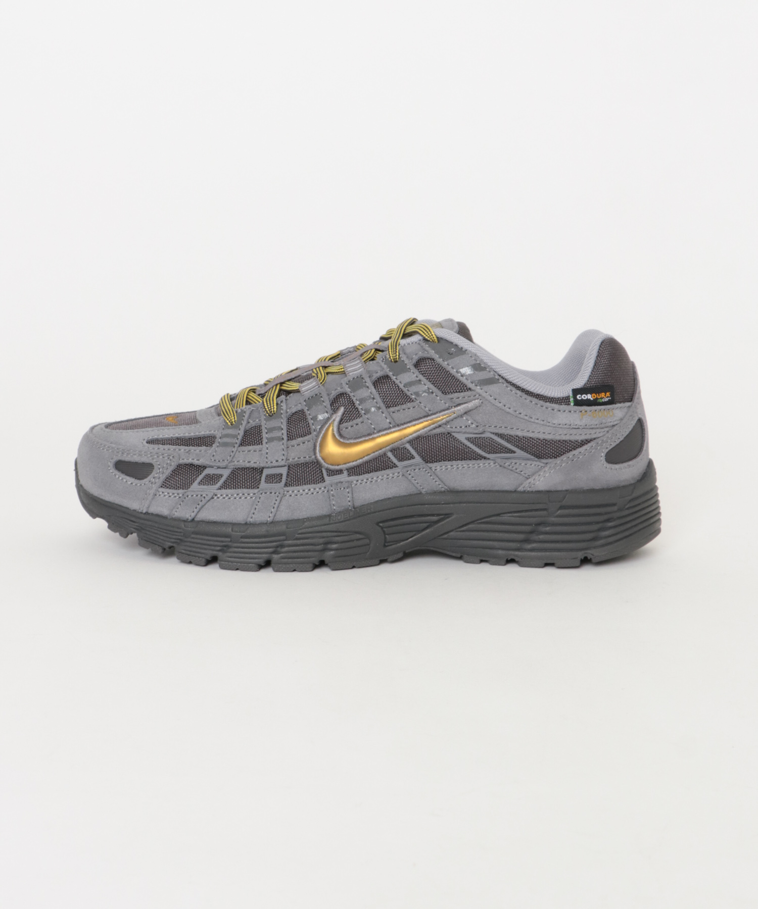 NIKE　P-6000 PRM