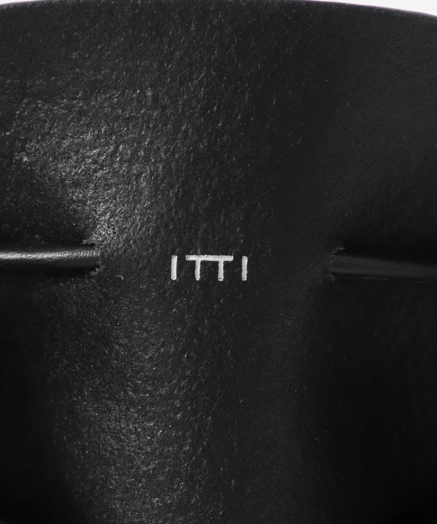 ITTI　HERRIE KINCHAKU POUCH BLACK XXS