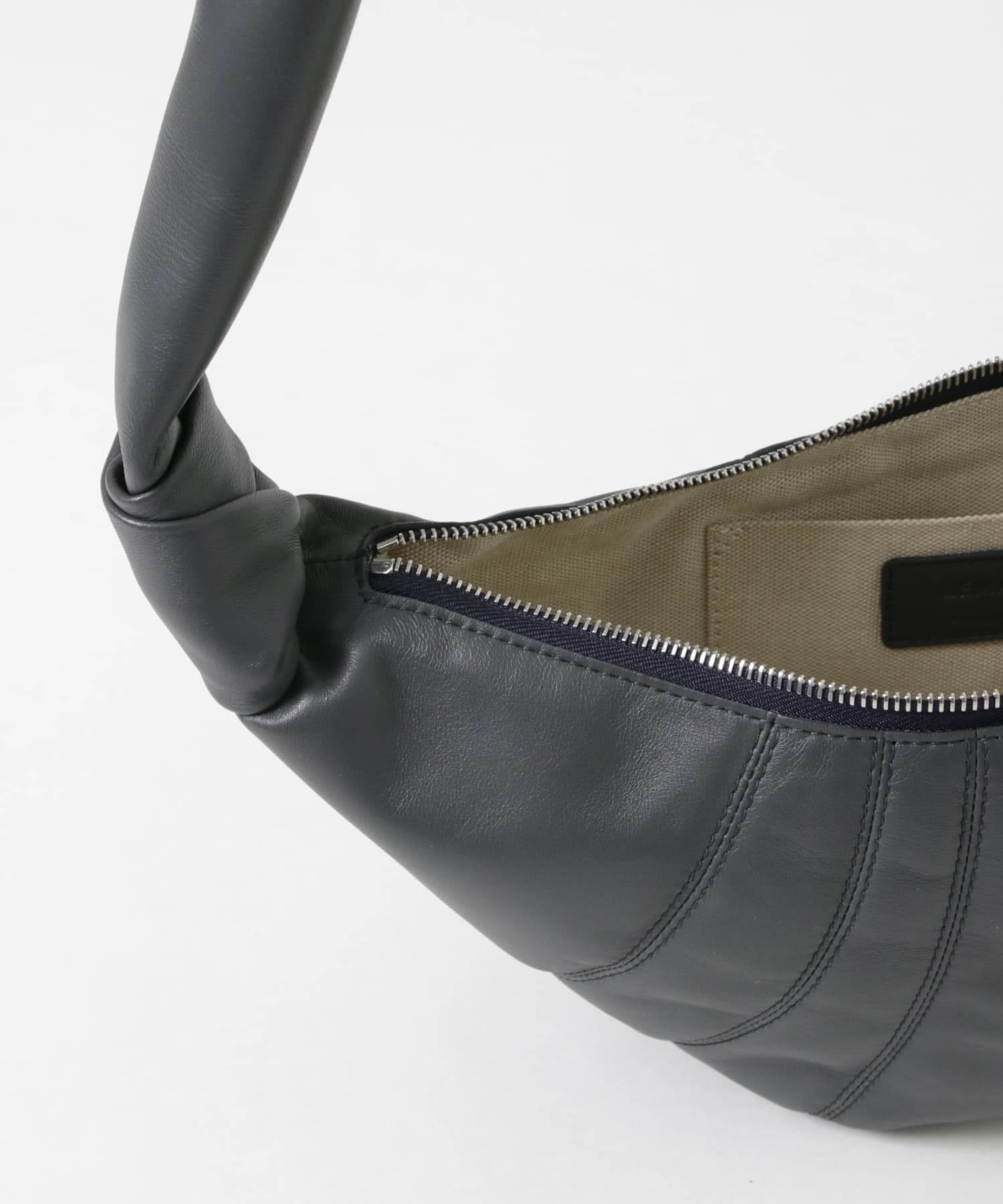 LEMAIRE　SMALL CROISSANT BAG G BL BL003 One