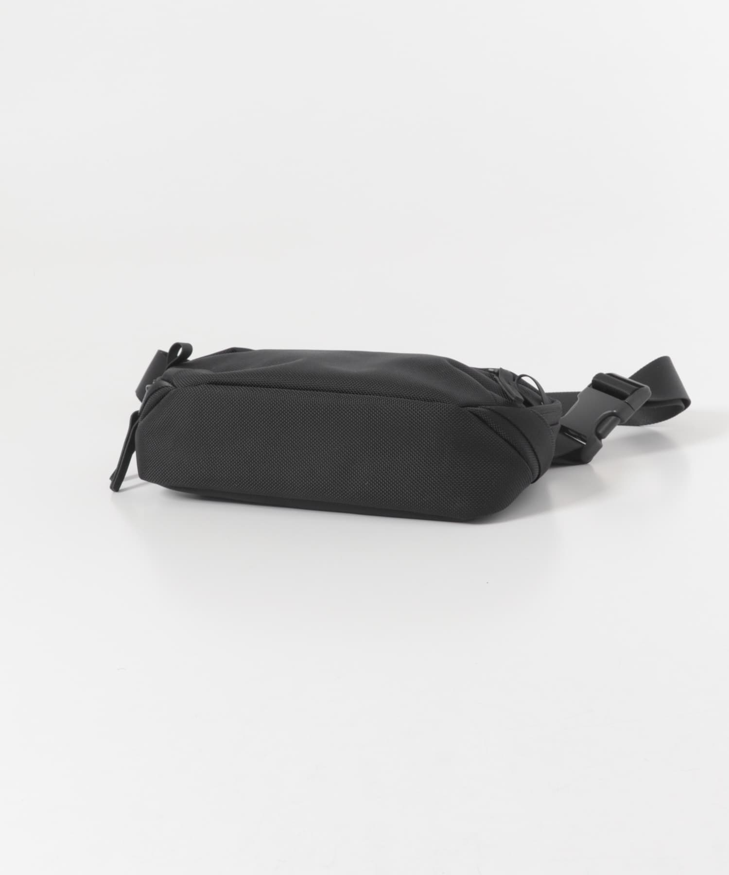AER　DAY SLING 4 BLACK Free