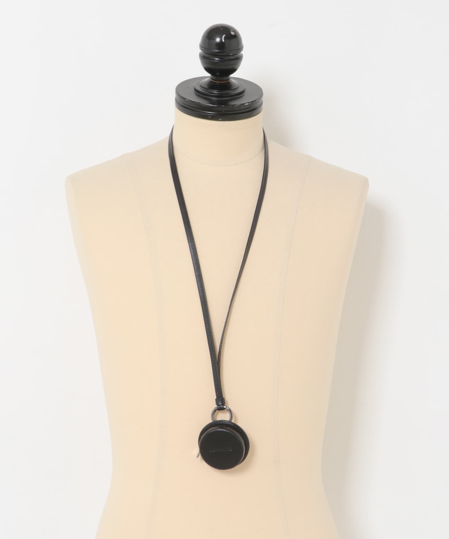 LEMAIRE　MOLDED TAPE NECKLACE BLK BK999 One