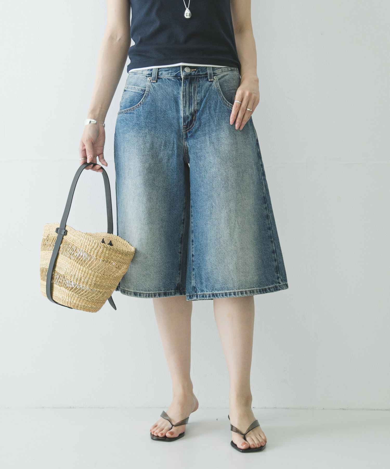 身長：162cm サイズ：26