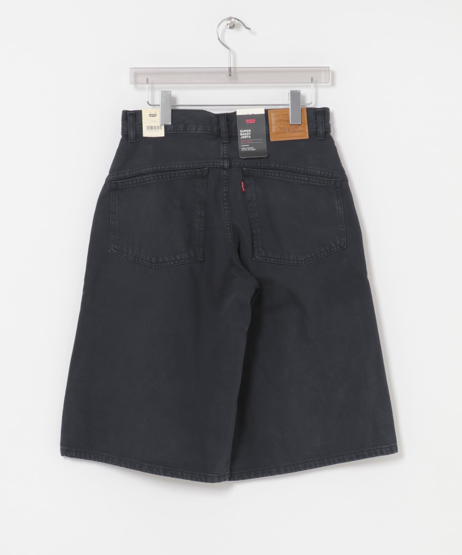 LEVI’S　SUPER BAGGY JORT C B OYST 26