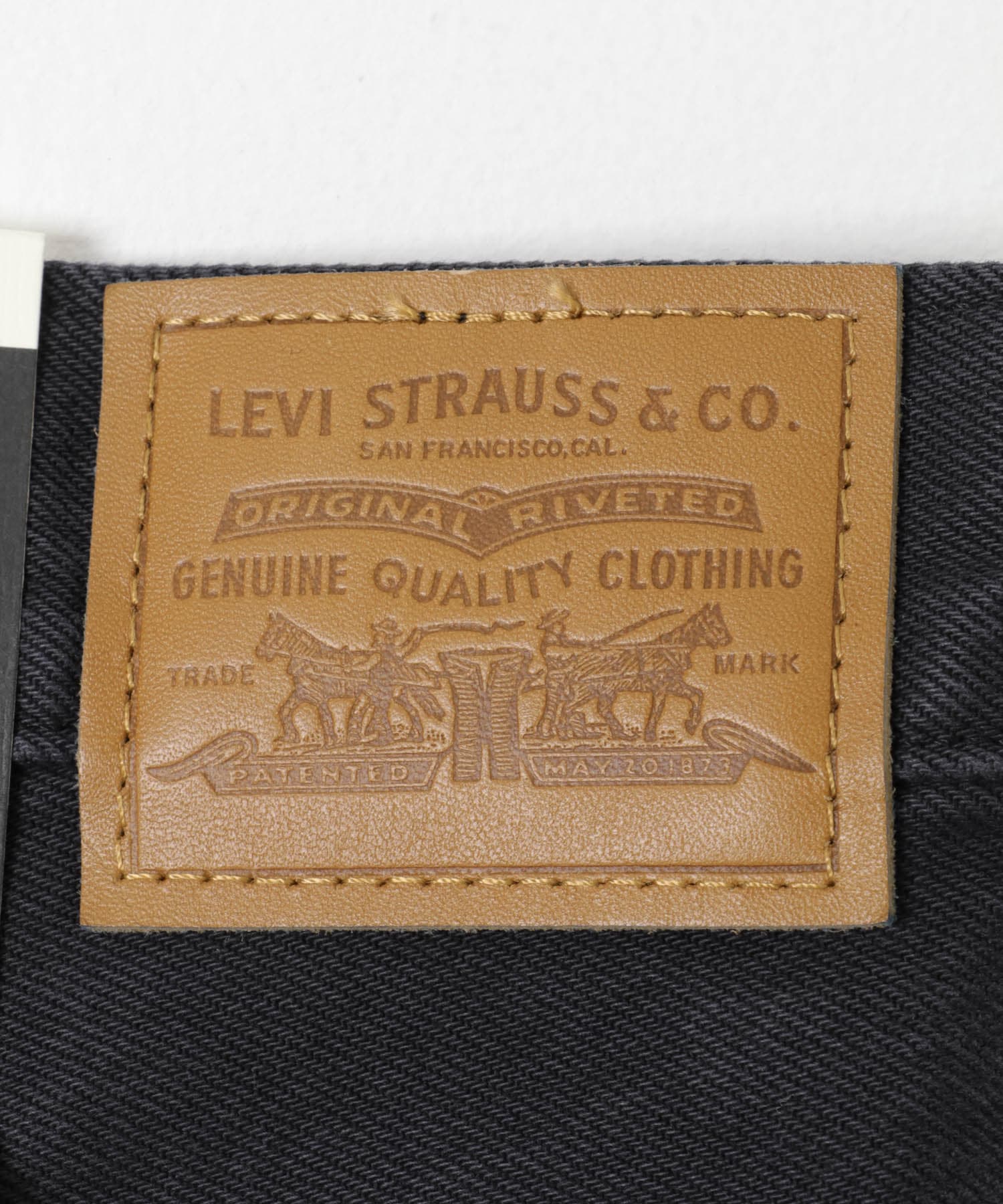LEVI’S　SUPER BAGGY JORT C B OYST 26