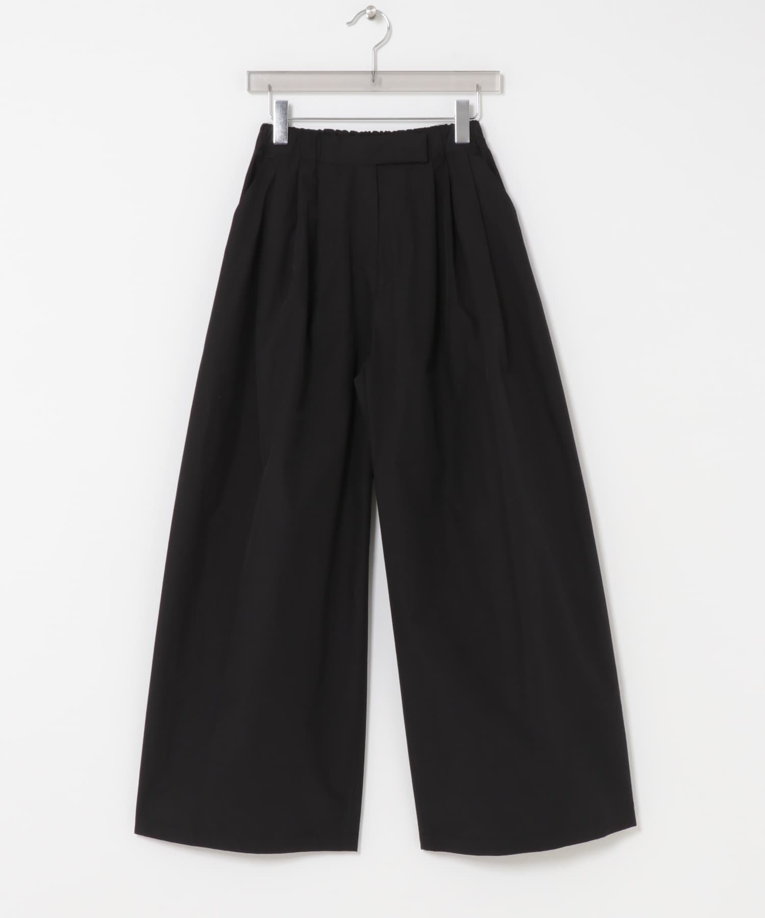 AMOMENTO　THREE TUCK BANDING PANTS