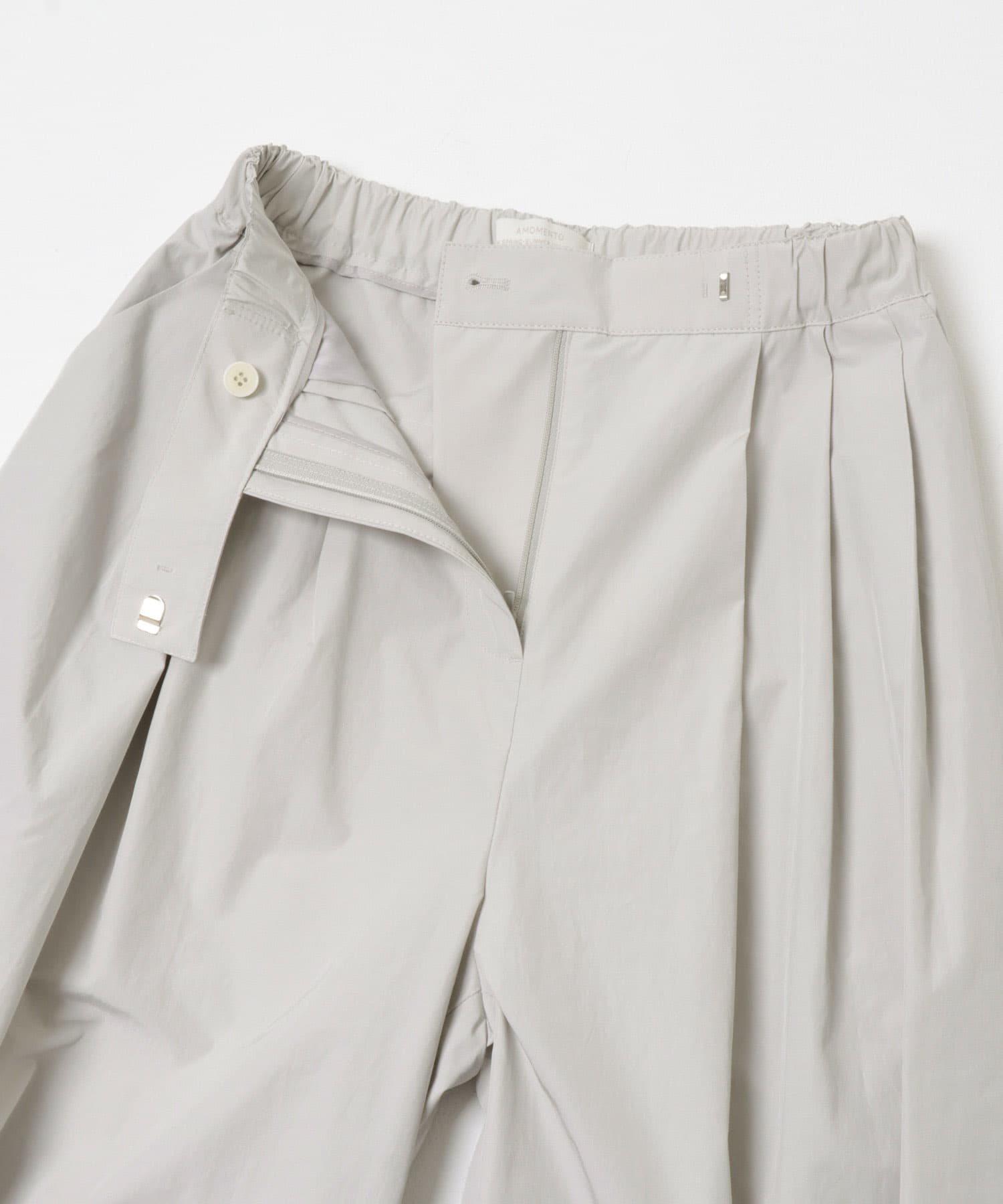 AMOMENTO　THREE TUCK BANDING PANTS GREY 0