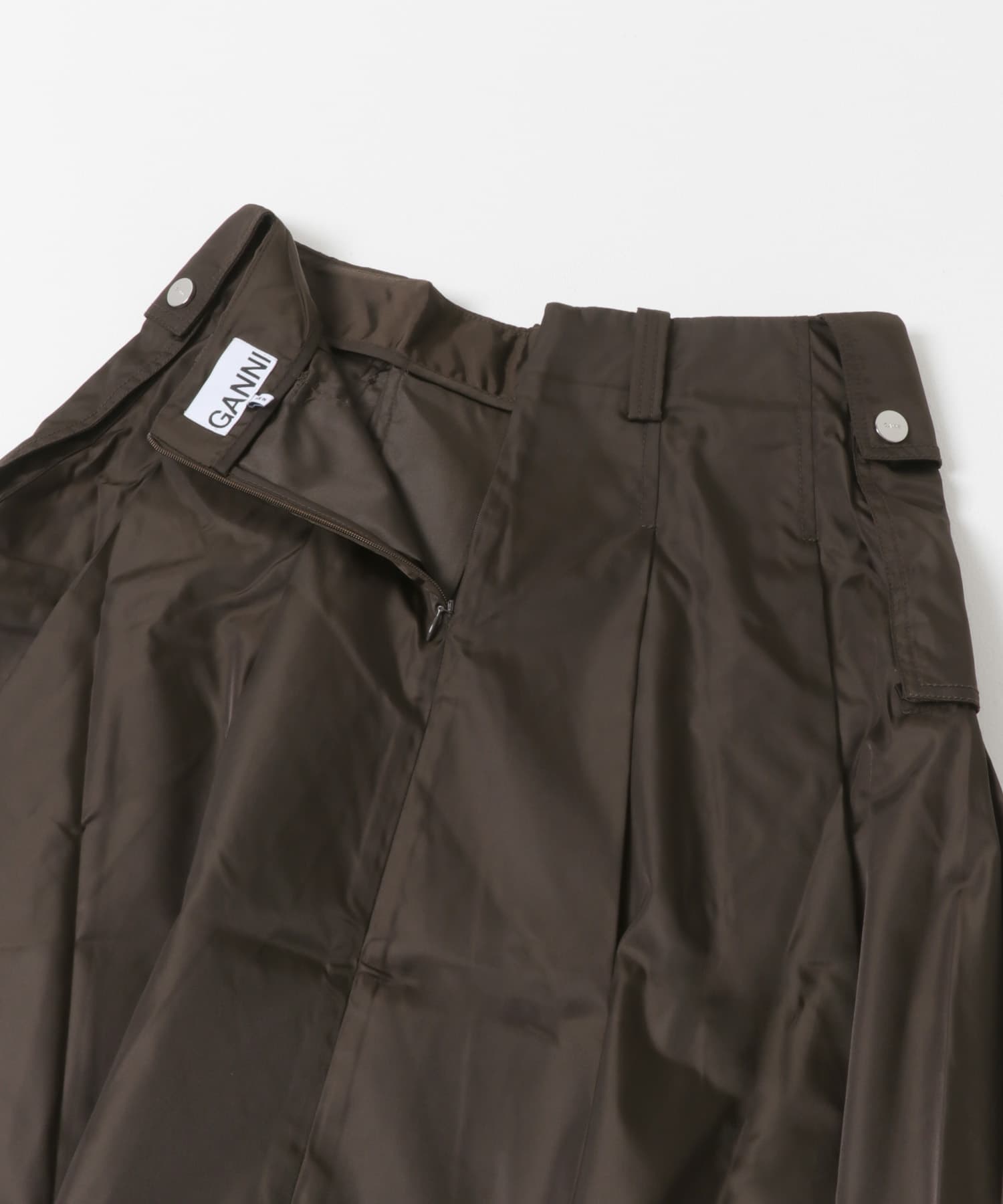 GANNI　DUCHESSE NYLON POCKET SKIRT DEMITASSE 36