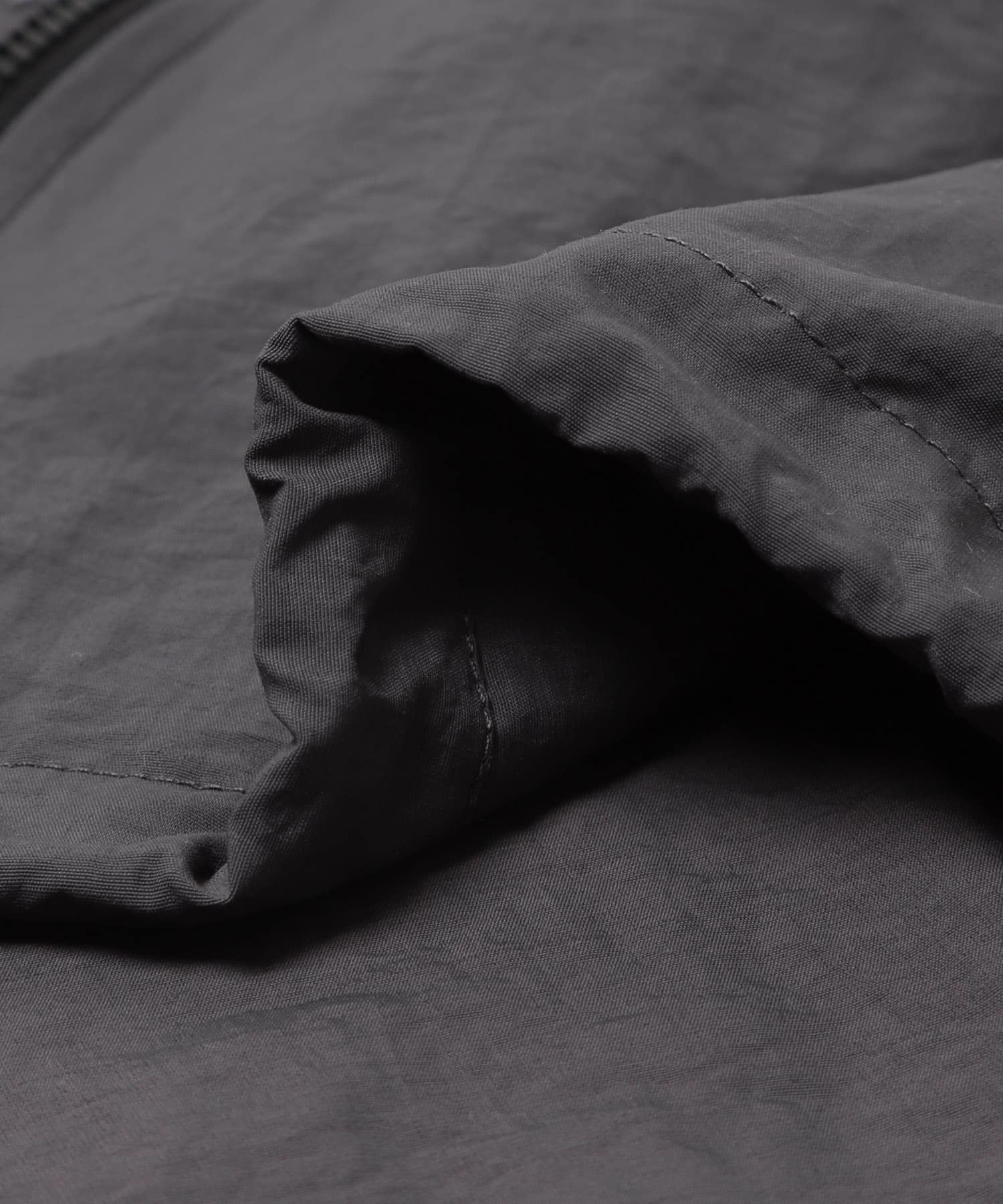 『別注』La Hutte×URBAN RESEARCH　ナイロンブルゾン CHARCOAL Free