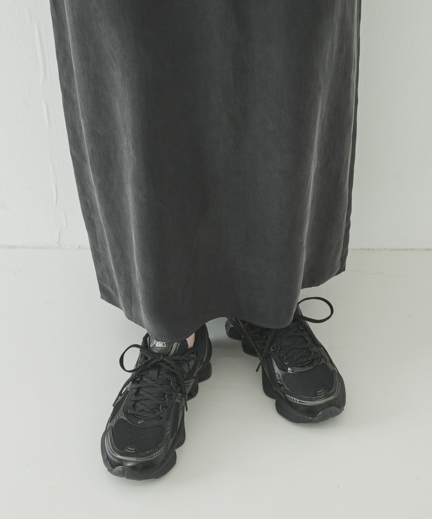 ASICS　GEL-KINETIC FLUENT 003BK/G GY 24