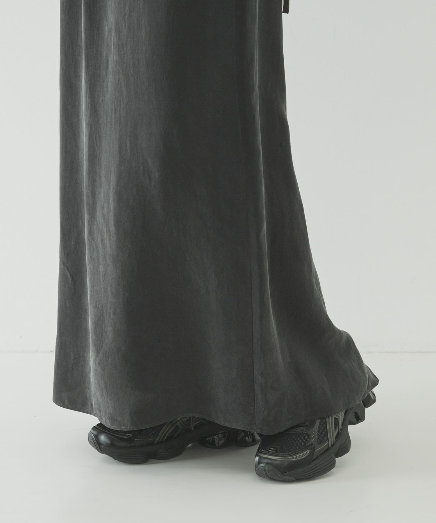 ASICS　GEL-KINETIC FLUENT 003BK/G GY 24